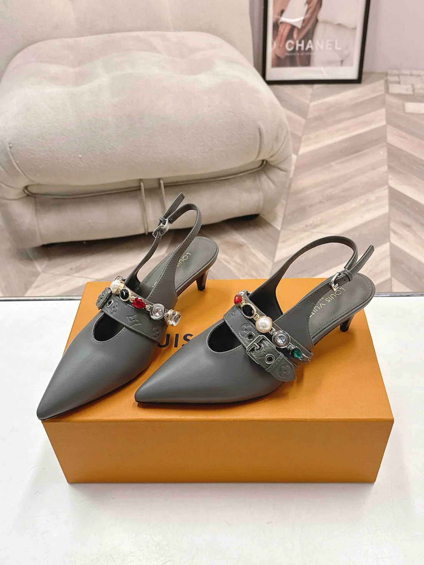 Туфли Женские Louis Vuitton 11190712