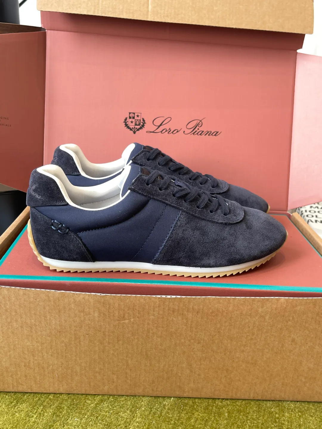 Кроссовки Женские Loro Piana 17424587