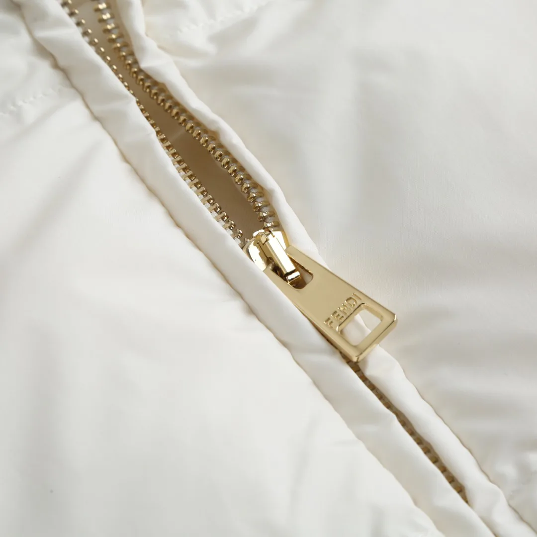 Куртки И Пуховики Женские Fendi 857515