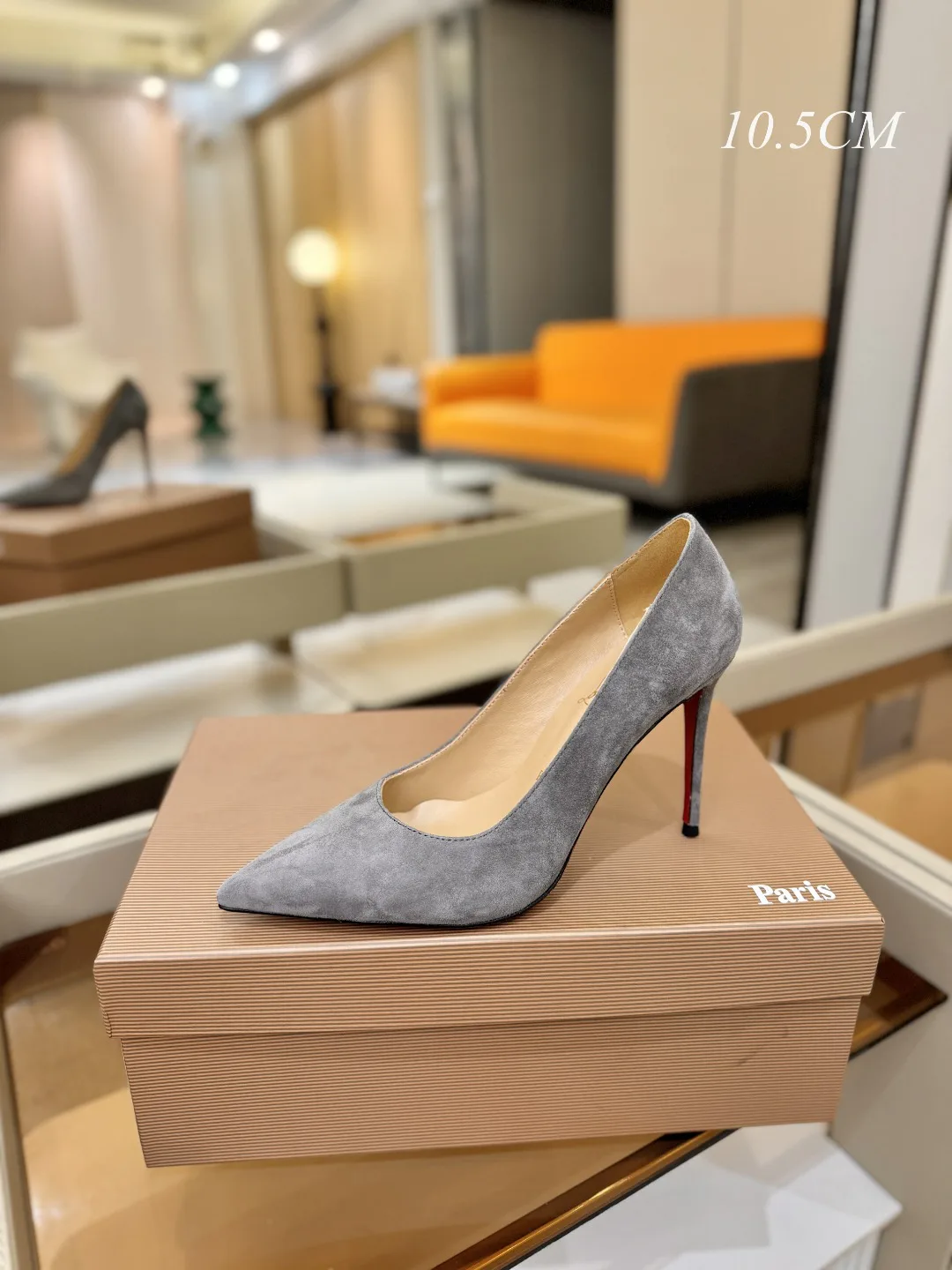 Туфли Женские Christian Louboutin 11079887