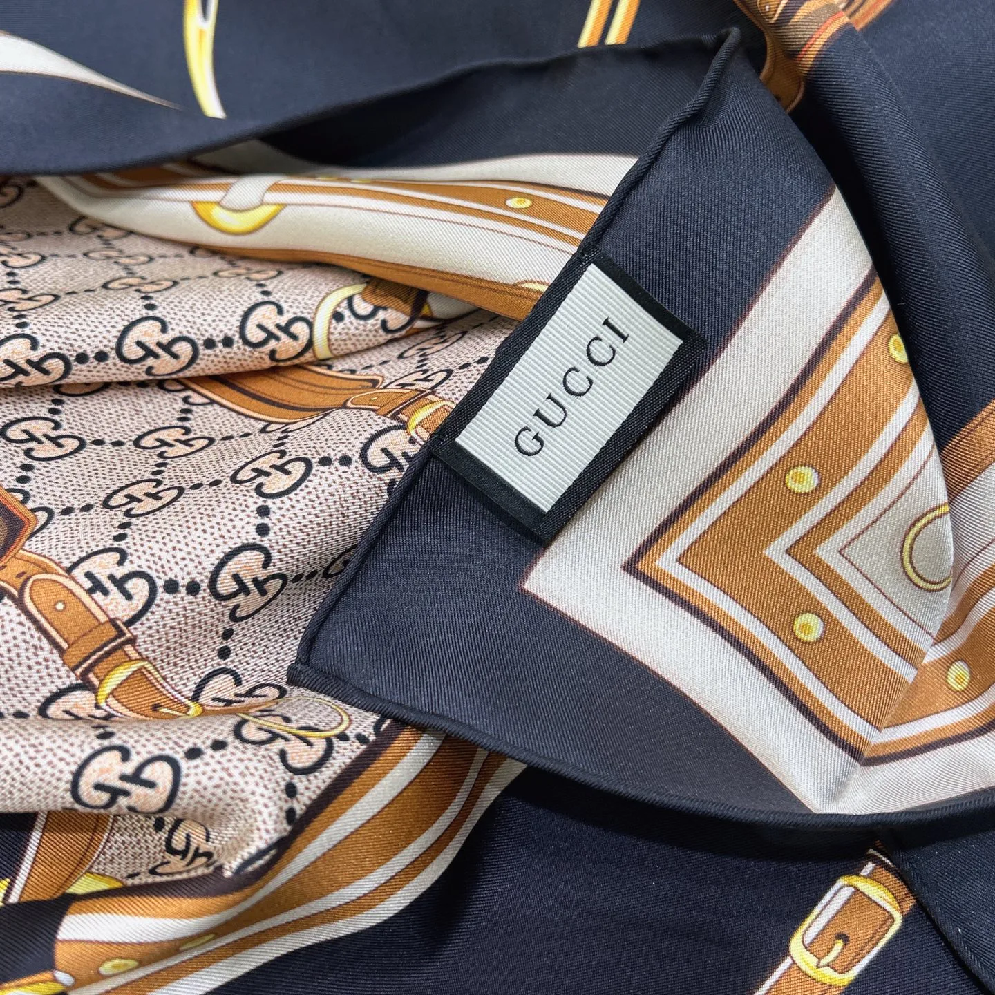 Шарфы Gucci 21820