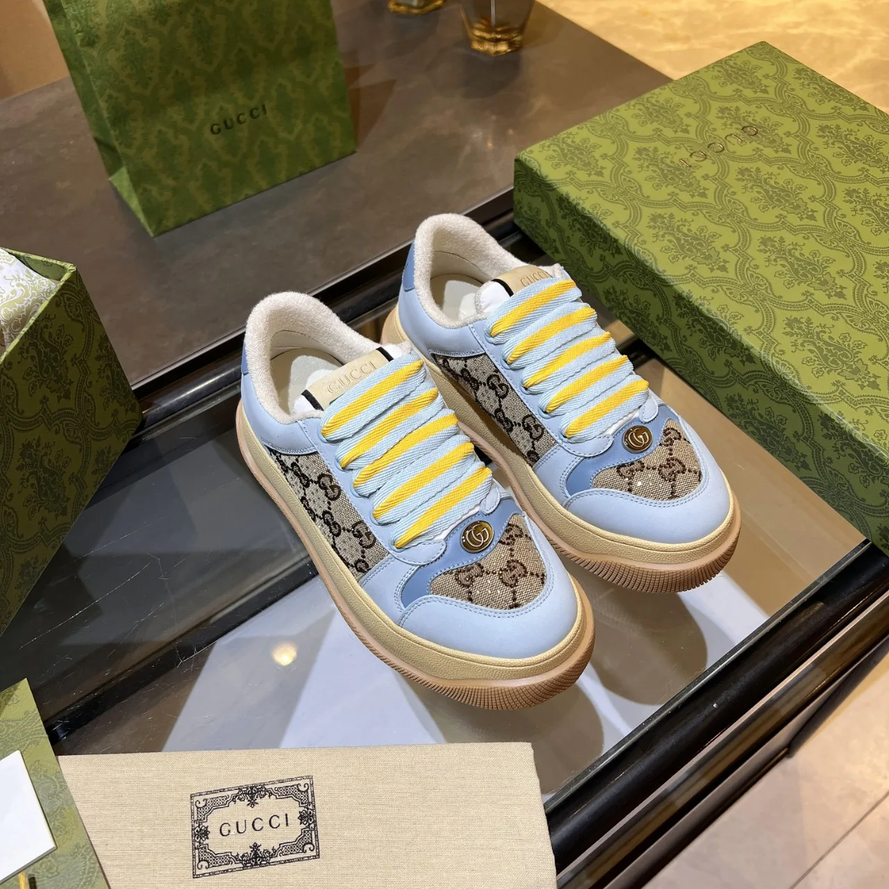 Кроссовки Женские Gucci 17955443