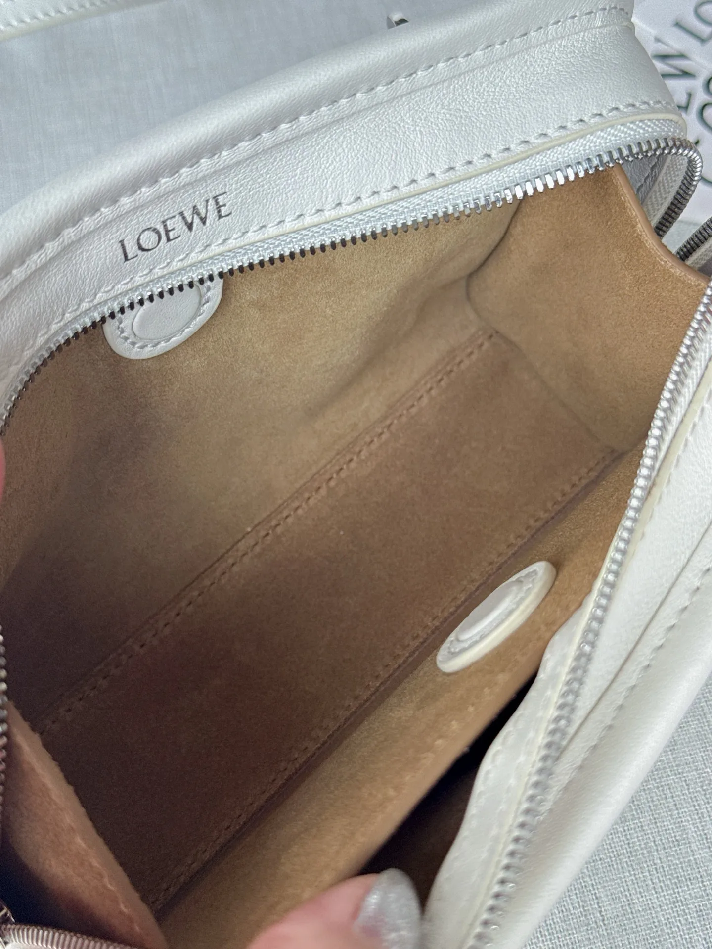 Классические Сумки Женские Loewe 13277542