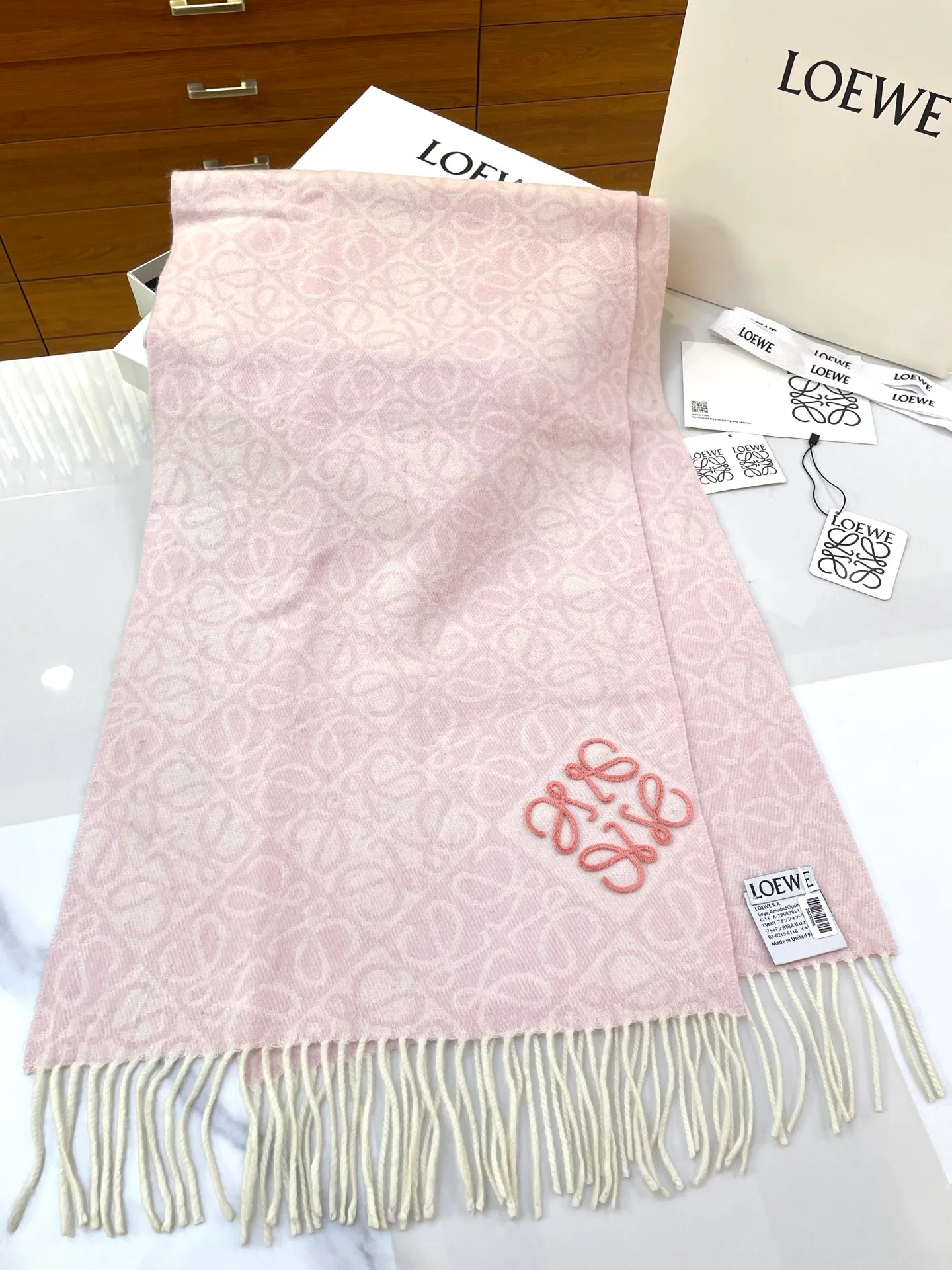 Шарфы Loewe 210205