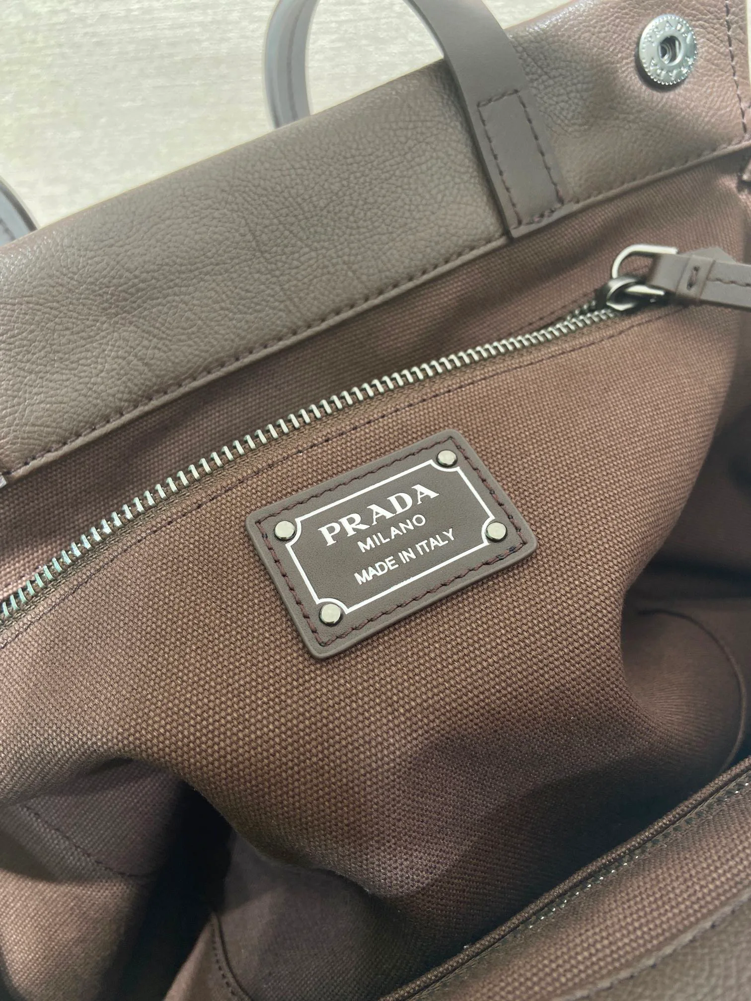 Классические Сумки Женские Prada 13346027