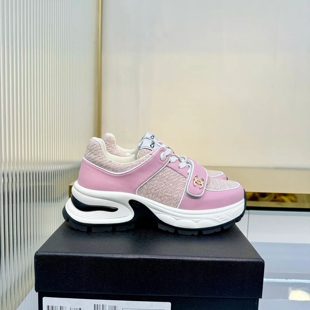 Кроссовки Женские Chanel 11605953