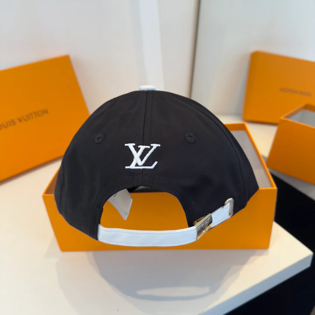 Головные Уборы Louis Vuitton 11416643
