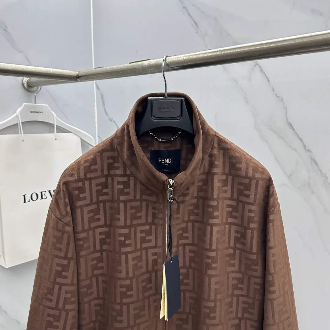 Куртки И Пуховики Мужские Fendi 18246853
