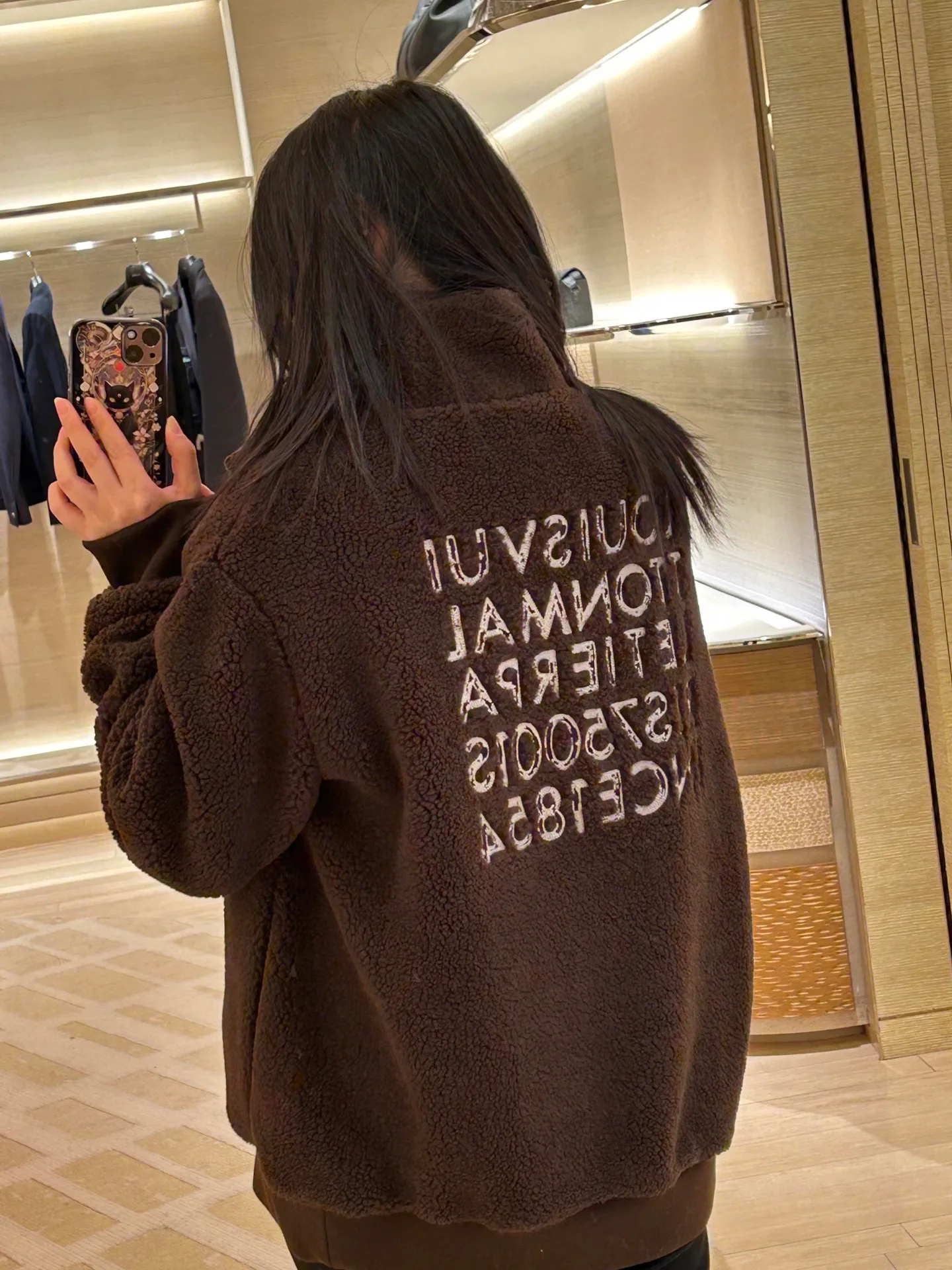 Куртки И Пуховики Женские Louis Vuitton 1512560