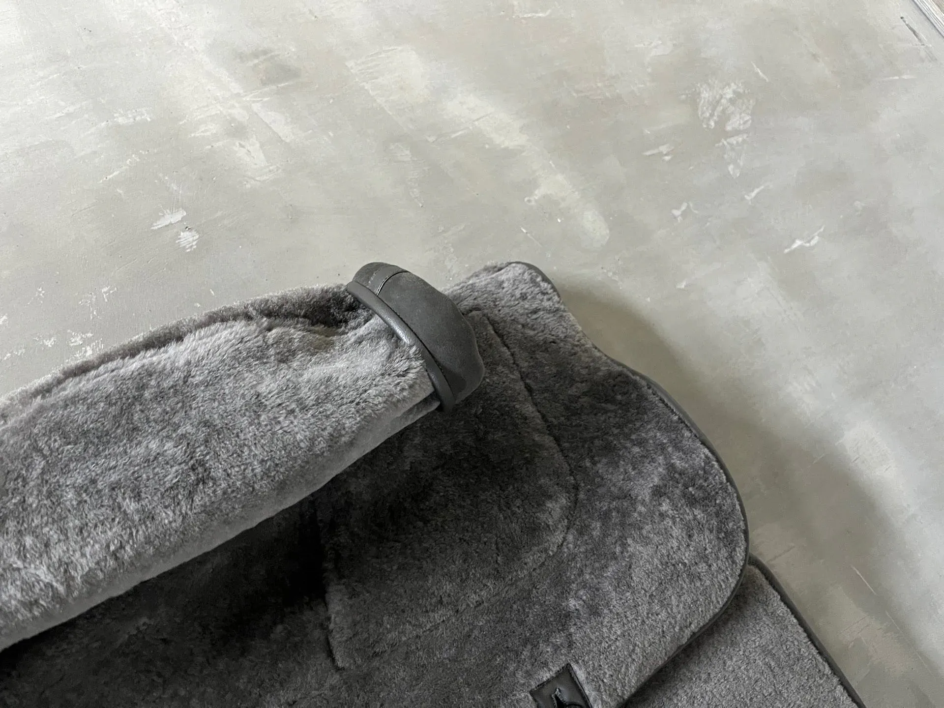 Кожаные Куртки И Дублёнки Женские Loewe 409195