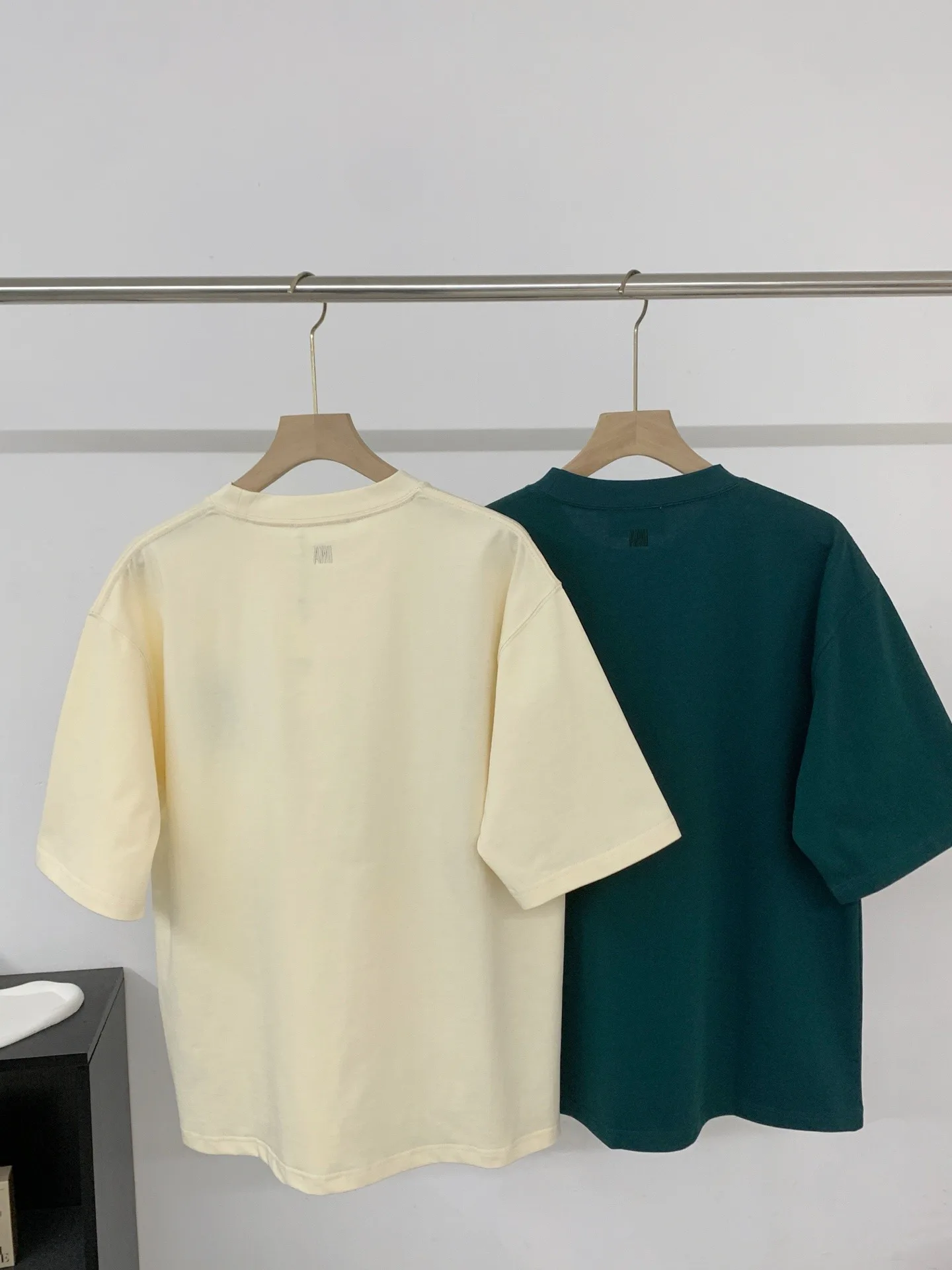 Футболки Женские Ami Paris 36395