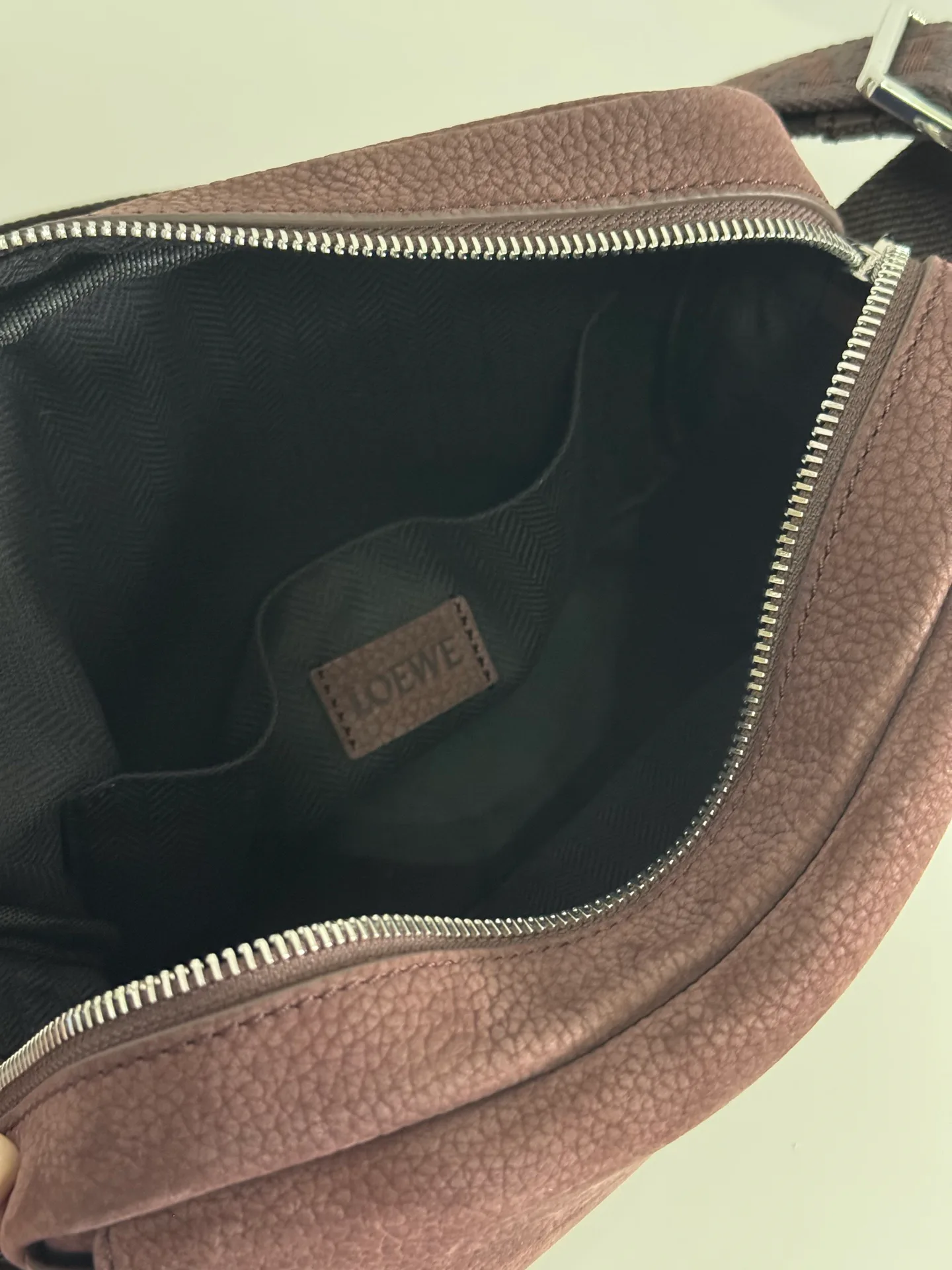 Сумки На Ремне Женские Loewe 11345248