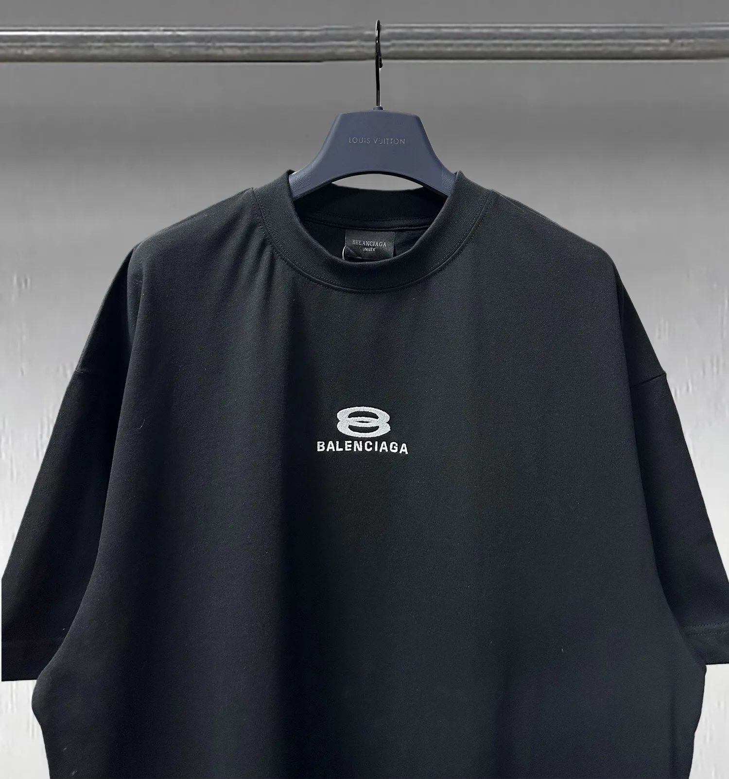 Футболки Женские Balenciaga 9495932