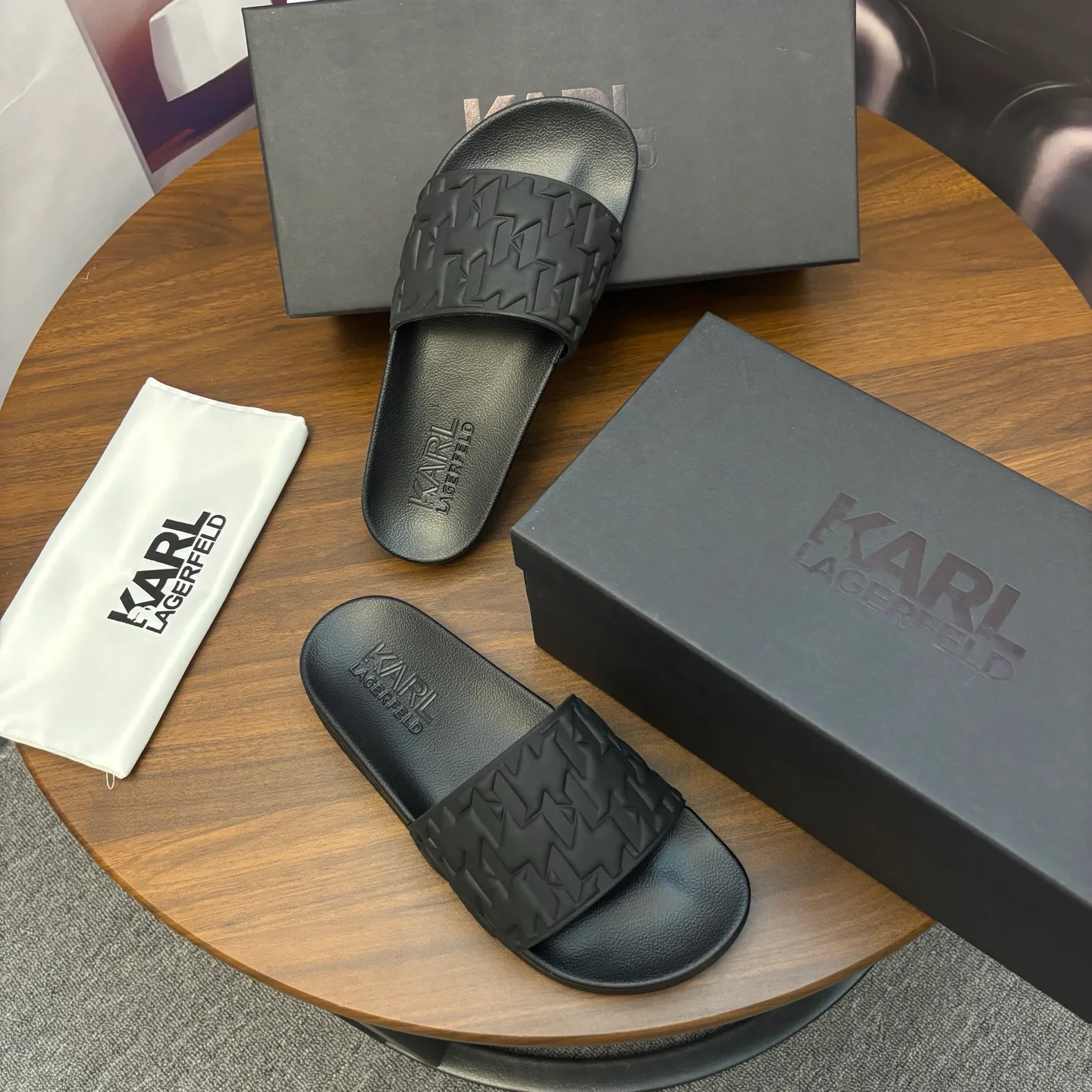 Шлепанцы Женские Karl Lagerfeld 11001542