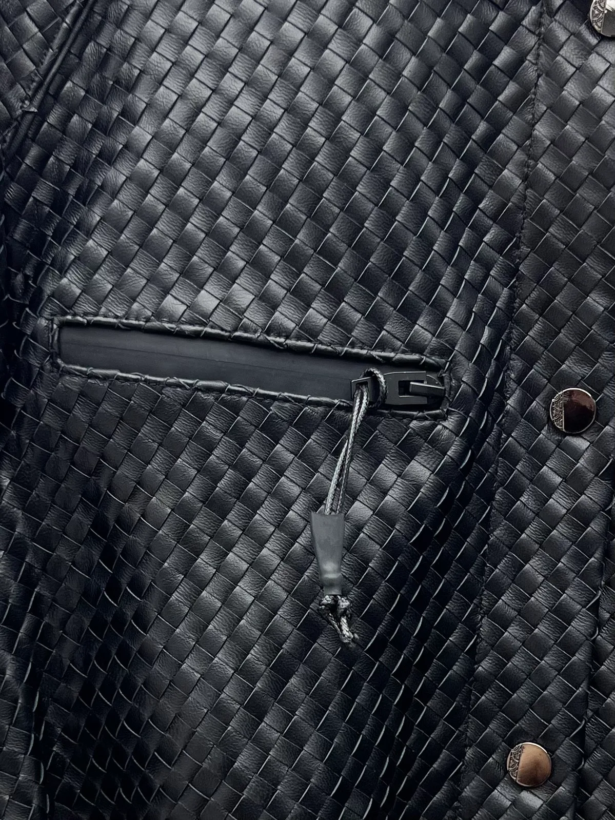 Кожаные Куртки И Дублёнки Женские Bottega Veneta 17719114