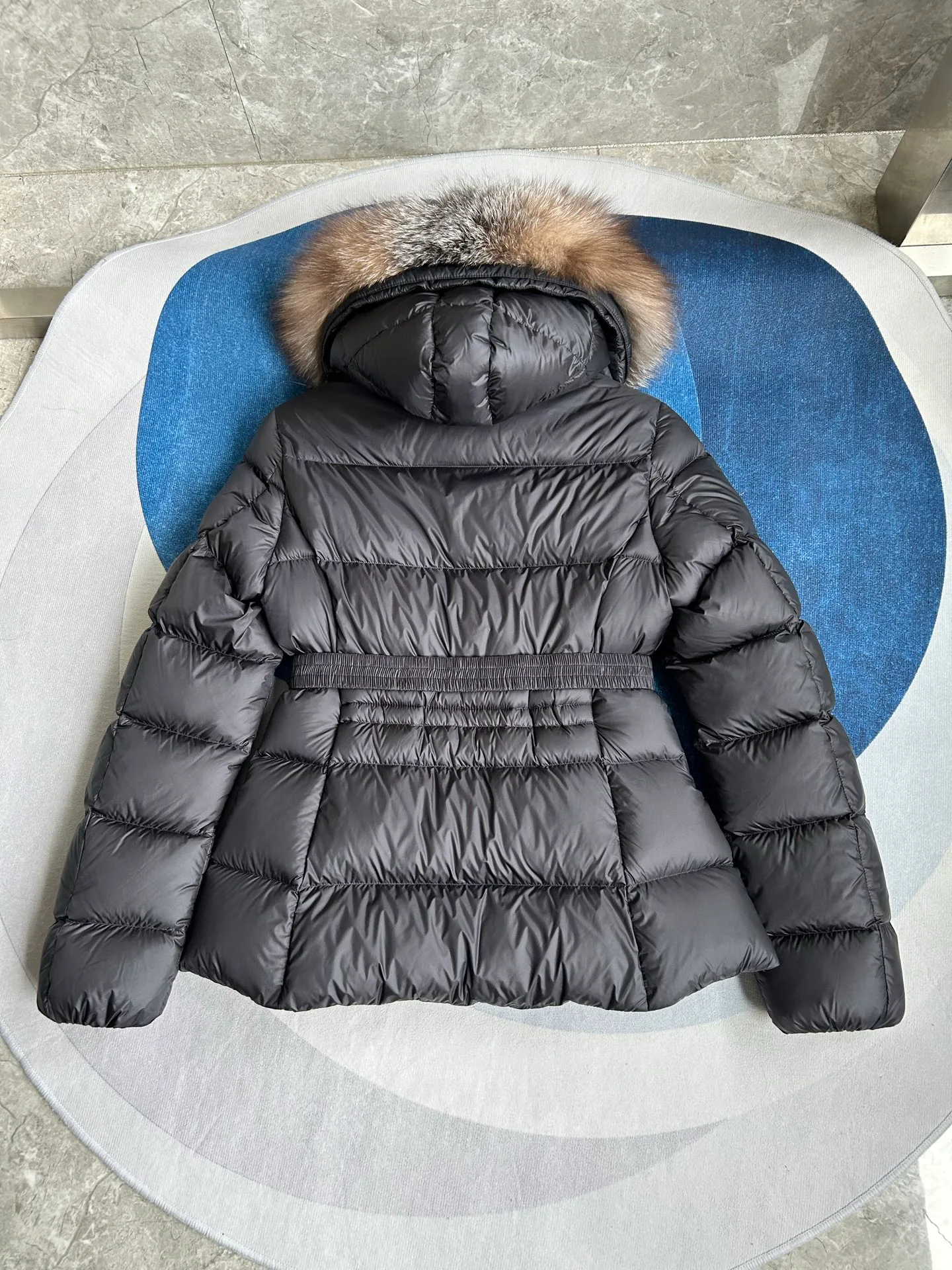 Куртки И Пуховики Женские Moncler 19462679