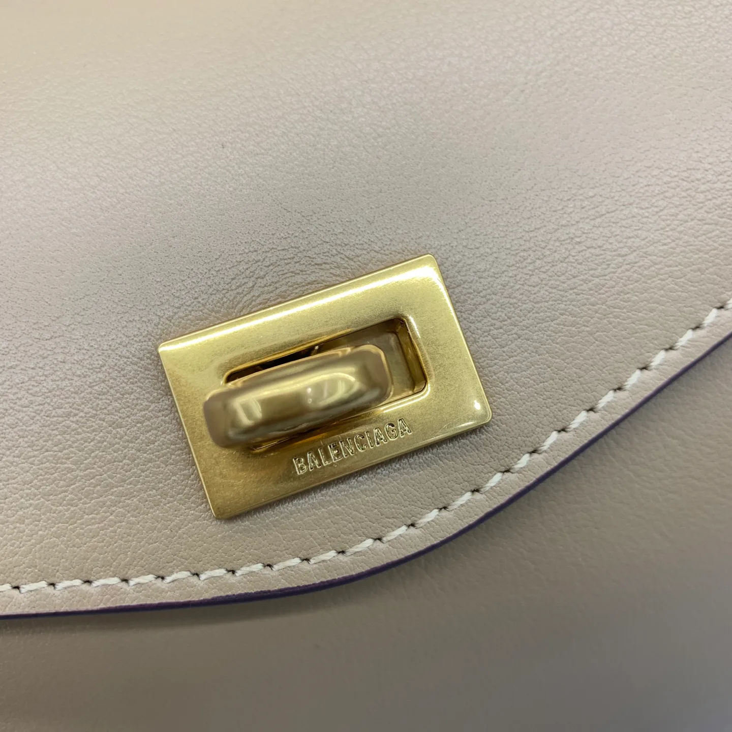 Классические Сумки Женские Balenciaga 16862749