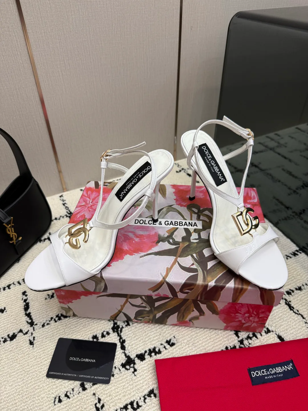 Босоножки Женские Dolce & Gabbana 18335956