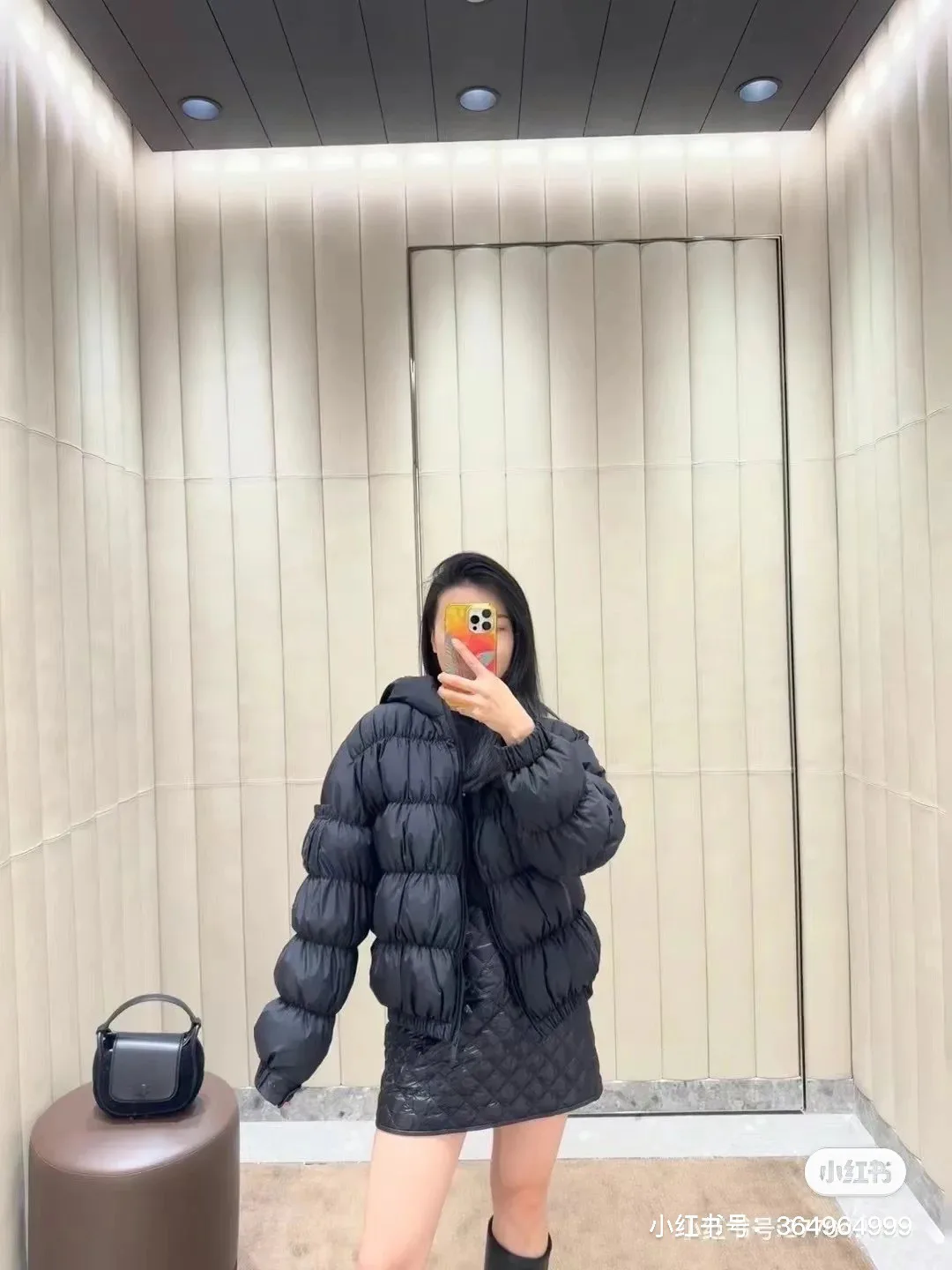 Куртки Женские Moncler 2350
