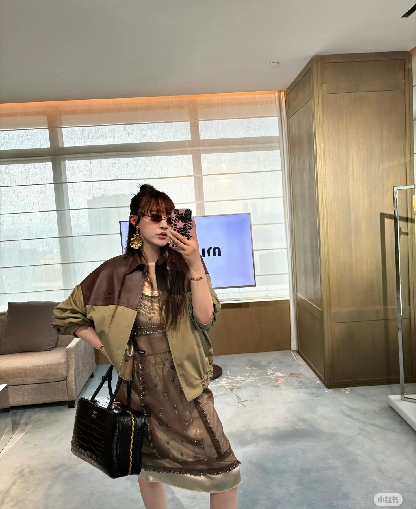 Куртки И Пуховики Женские Miu Miu 18600562