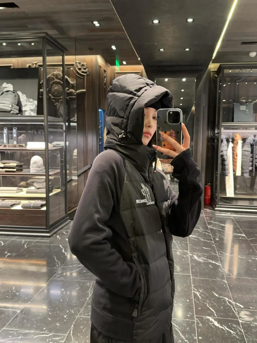 Куртки И Пуховики Мужские Moncler 8973499