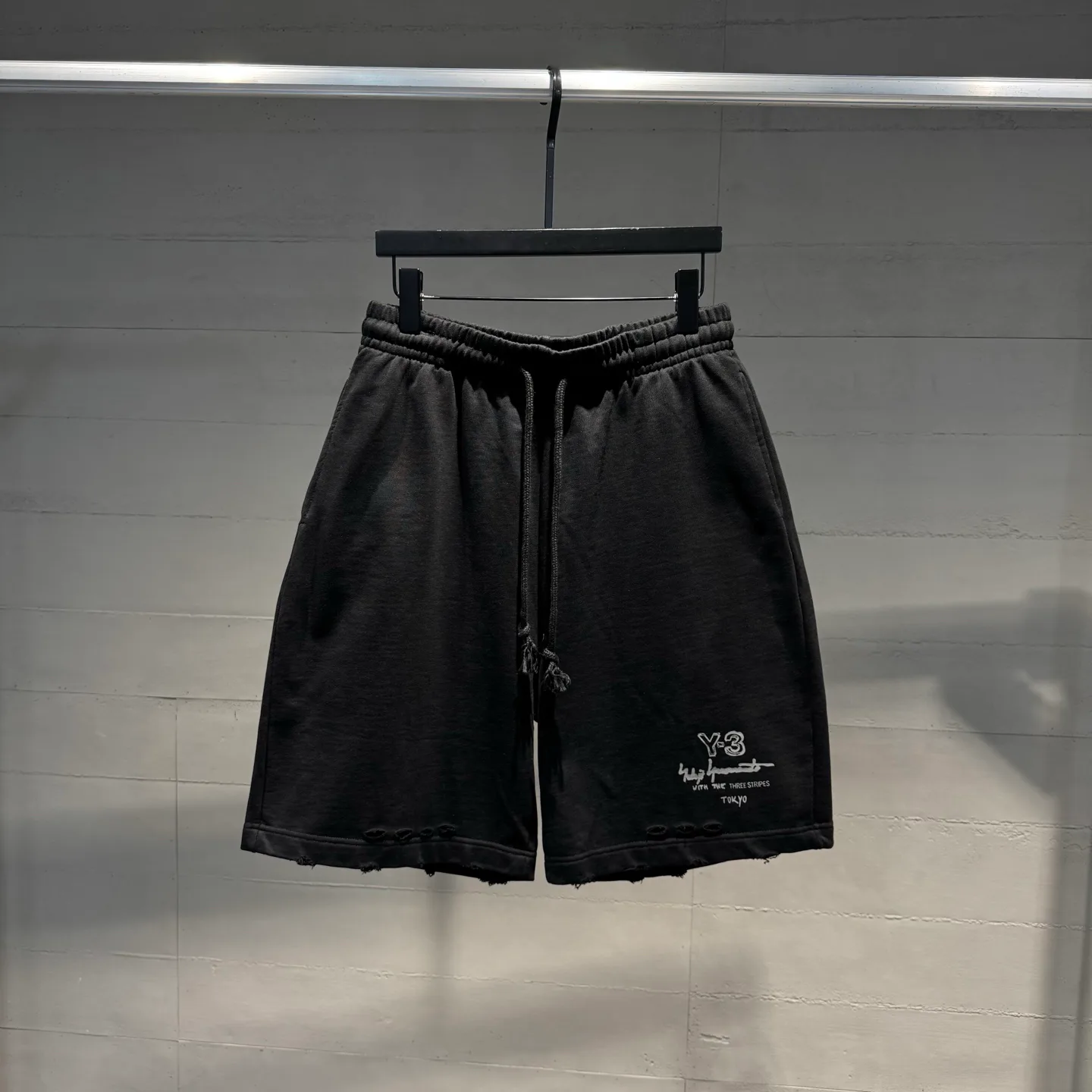 Шорты Мужские Y-3 13364960
