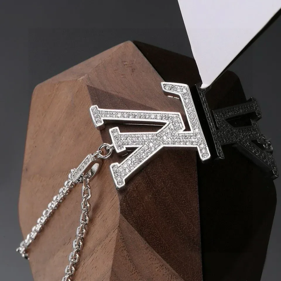 Бижутерия Louis Vuitton 11711