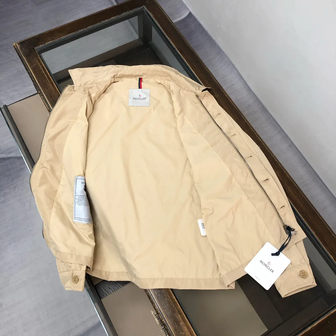 Куртки И Пуховики Мужские Moncler 9620356