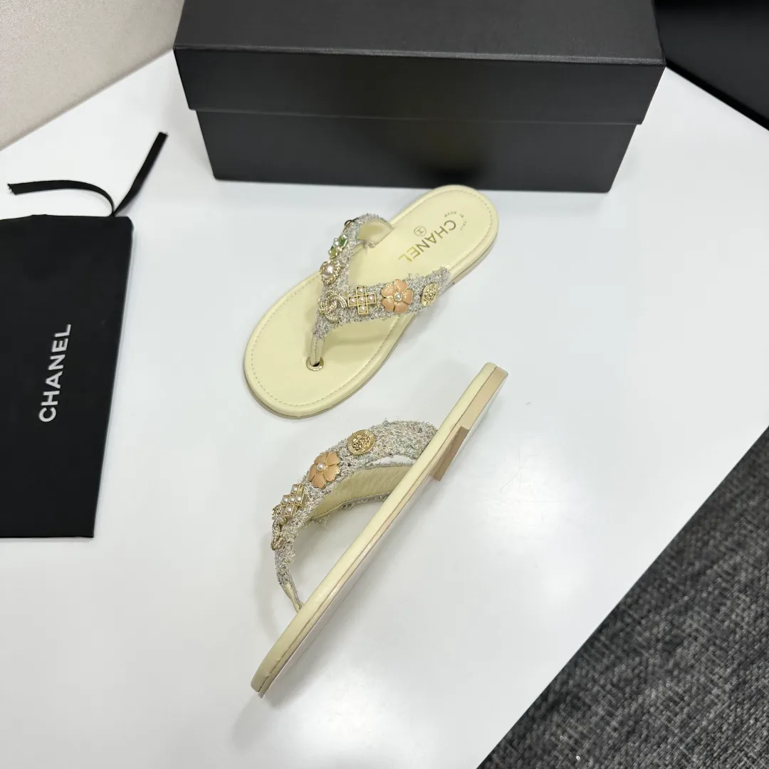 Шлепанцы Женские Chanel 1518404