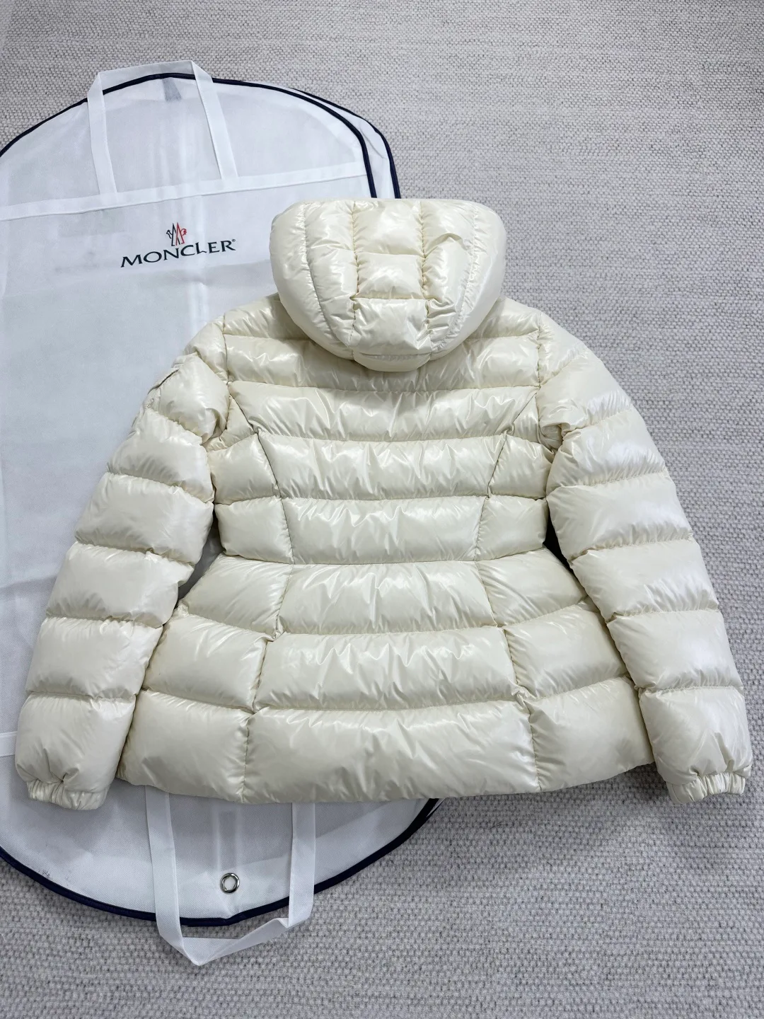 Куртки И Пуховики Женские Moncler 18794661