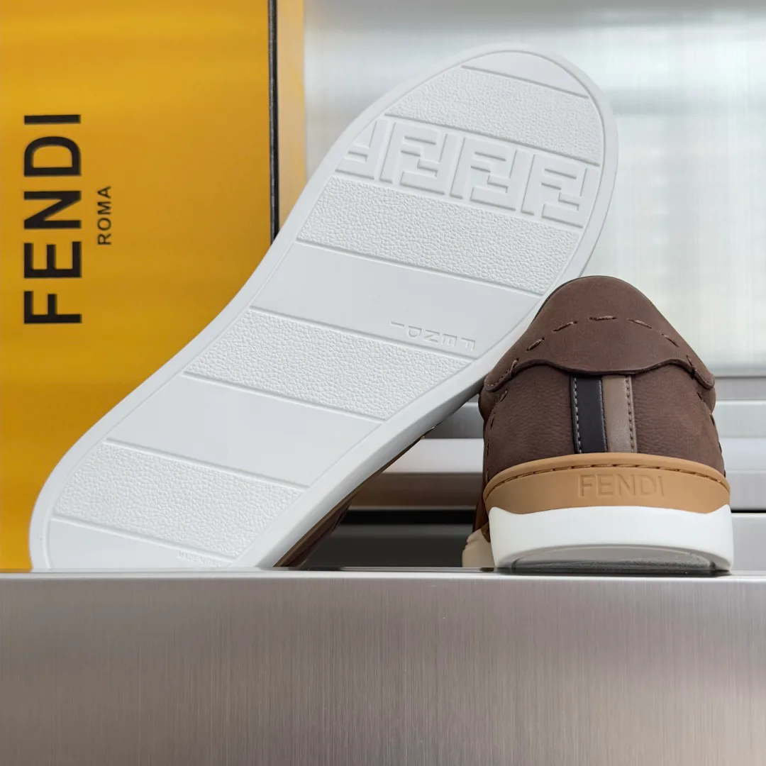 Кроссовки Мужские Fendi 17483860