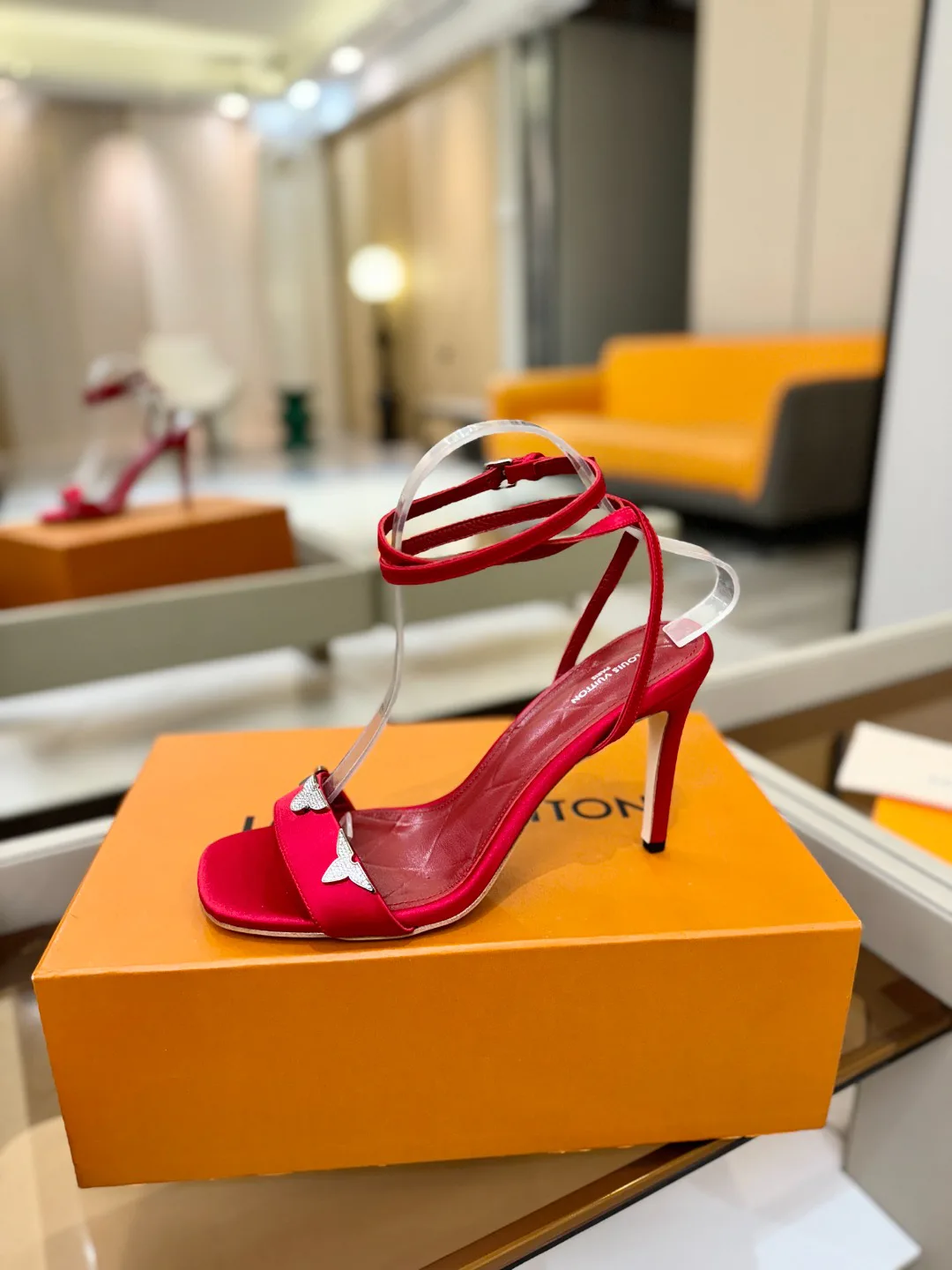 Босоножки Женские Louis Vuitton 10910138