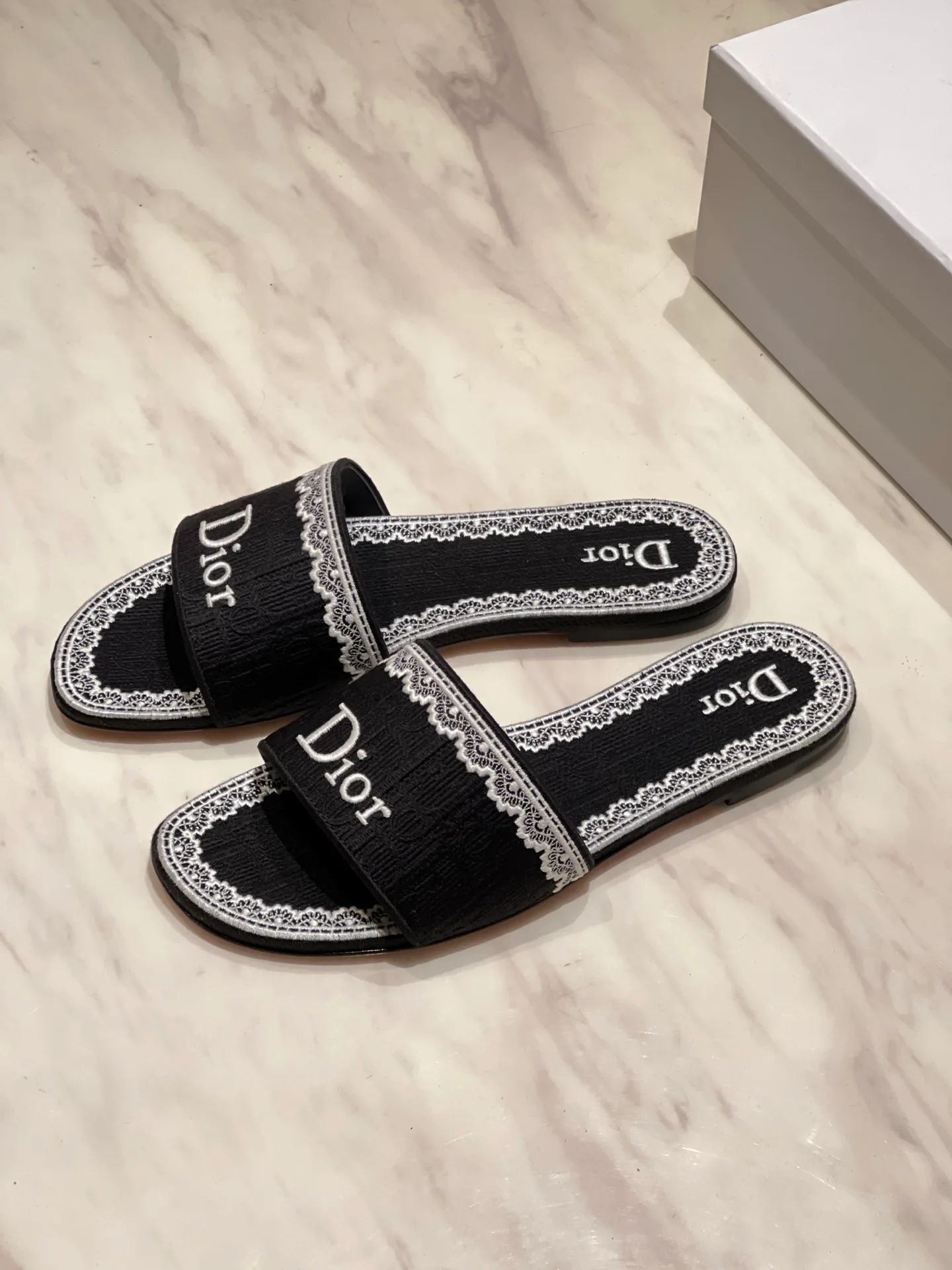 Шлепанцы Женские Christian Dior 13556779