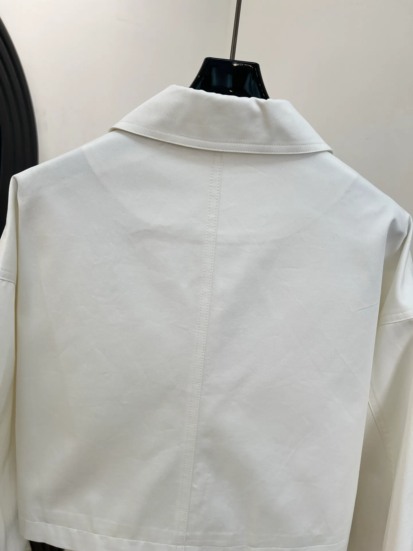 Куртки И Пуховики Женские Prada 18149664