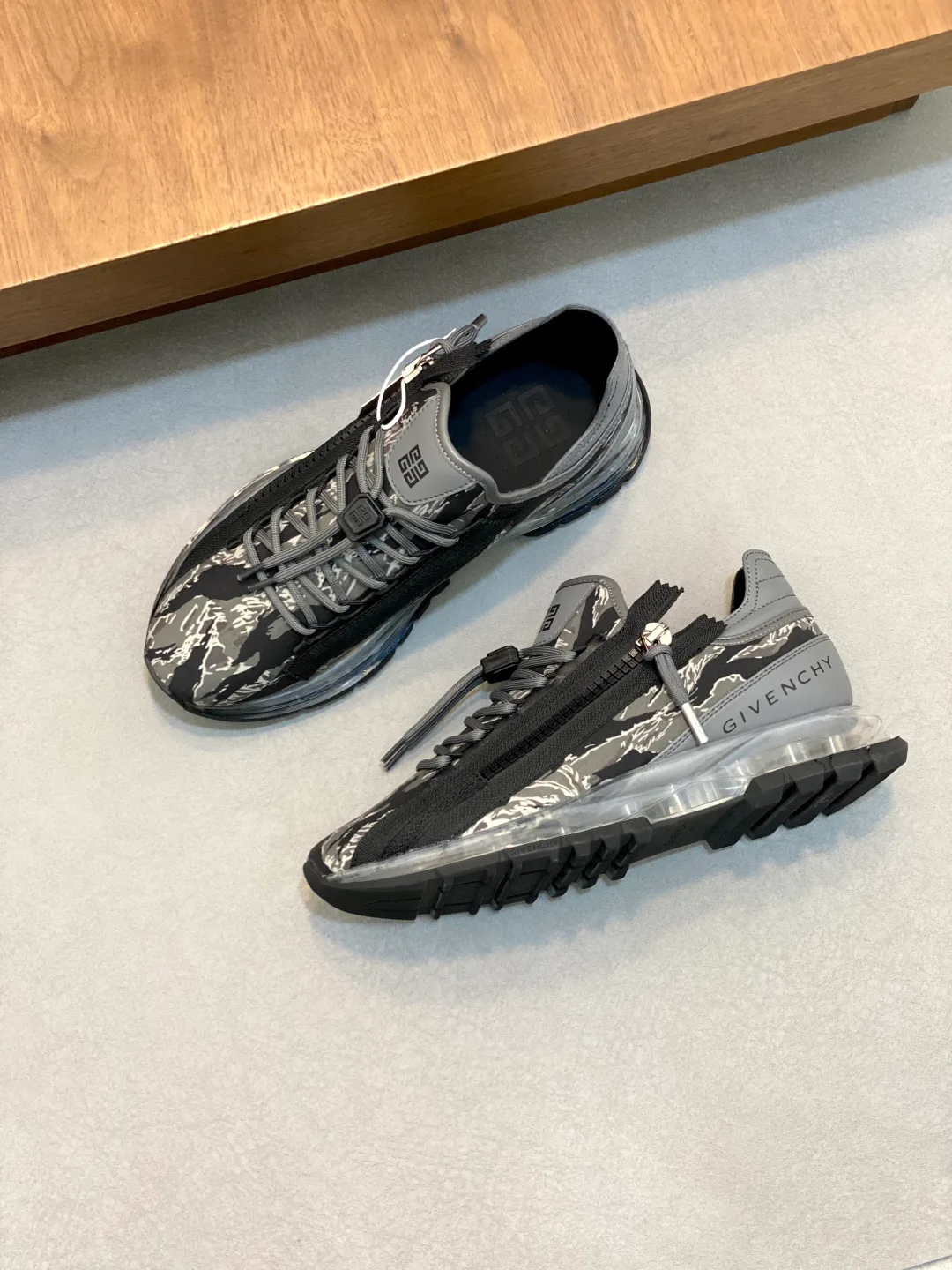 Кроссовки Мужские Givenchy 34480