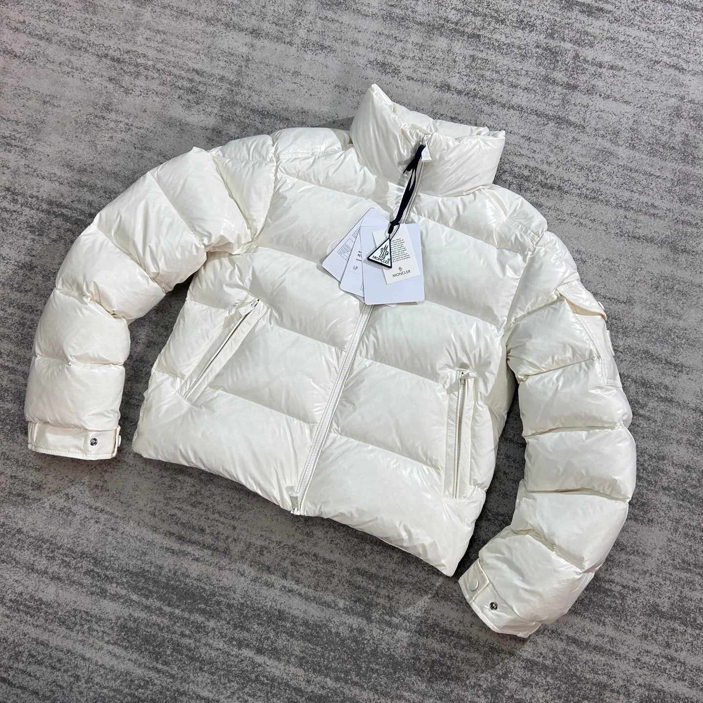 Куртки И Пуховики Женские Moncler 18725434