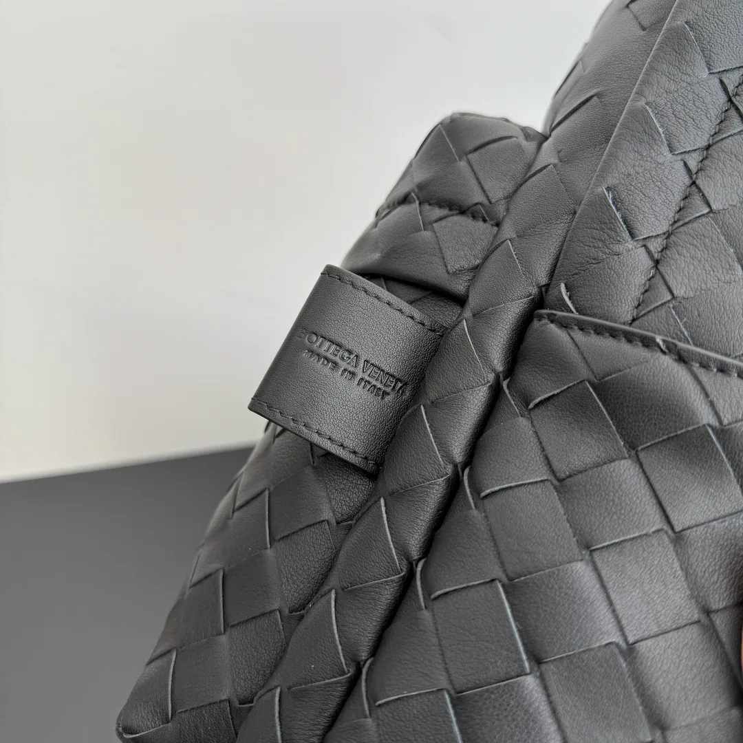 Рюкзаки Женские Bottega Veneta 13140564