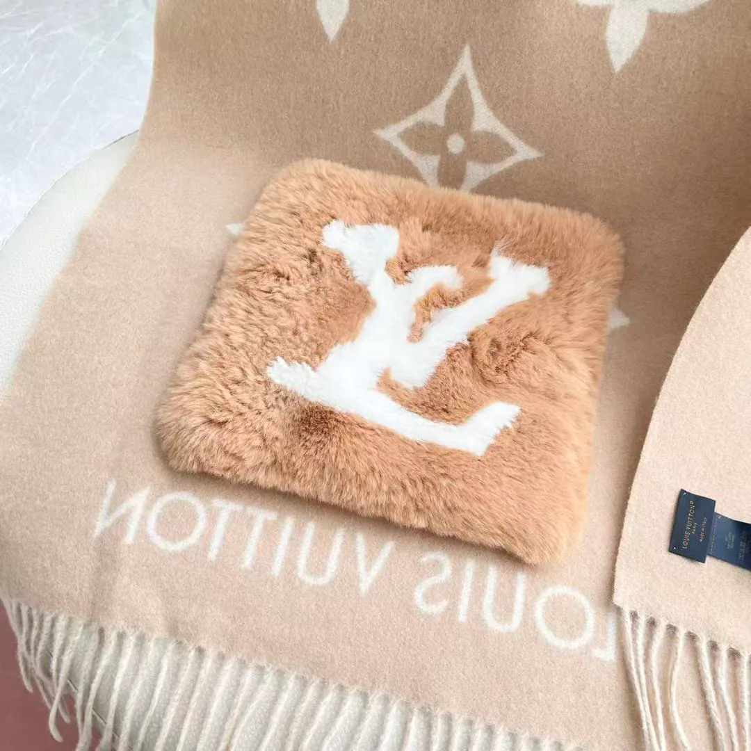 Шарфы Louis Vuitton 318403