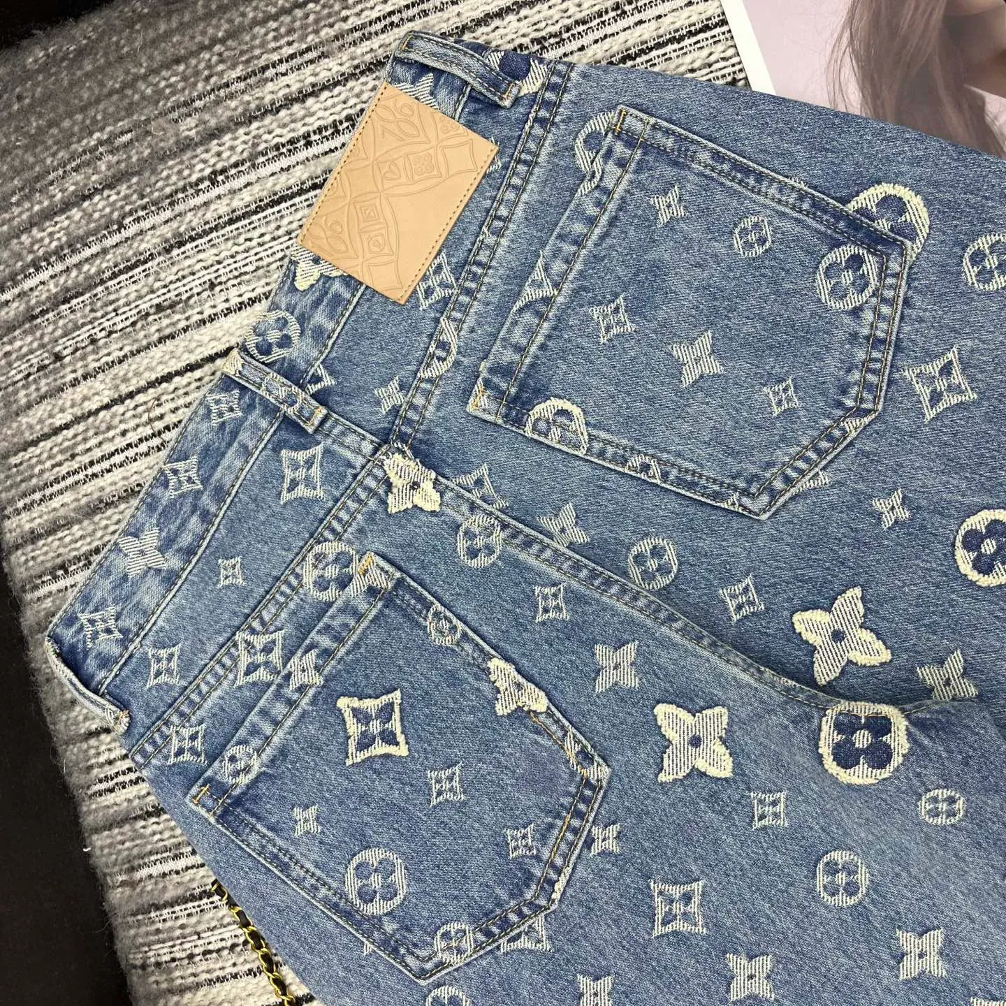 Джинсы Женские Louis Vuitton 1941845