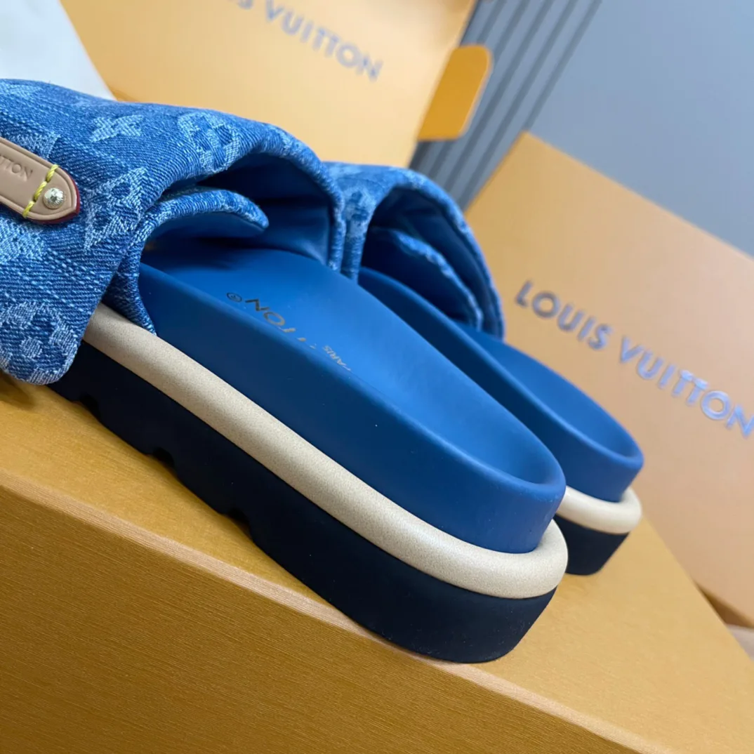 Шлепанцы Женские Louis Vuitton 12761047
