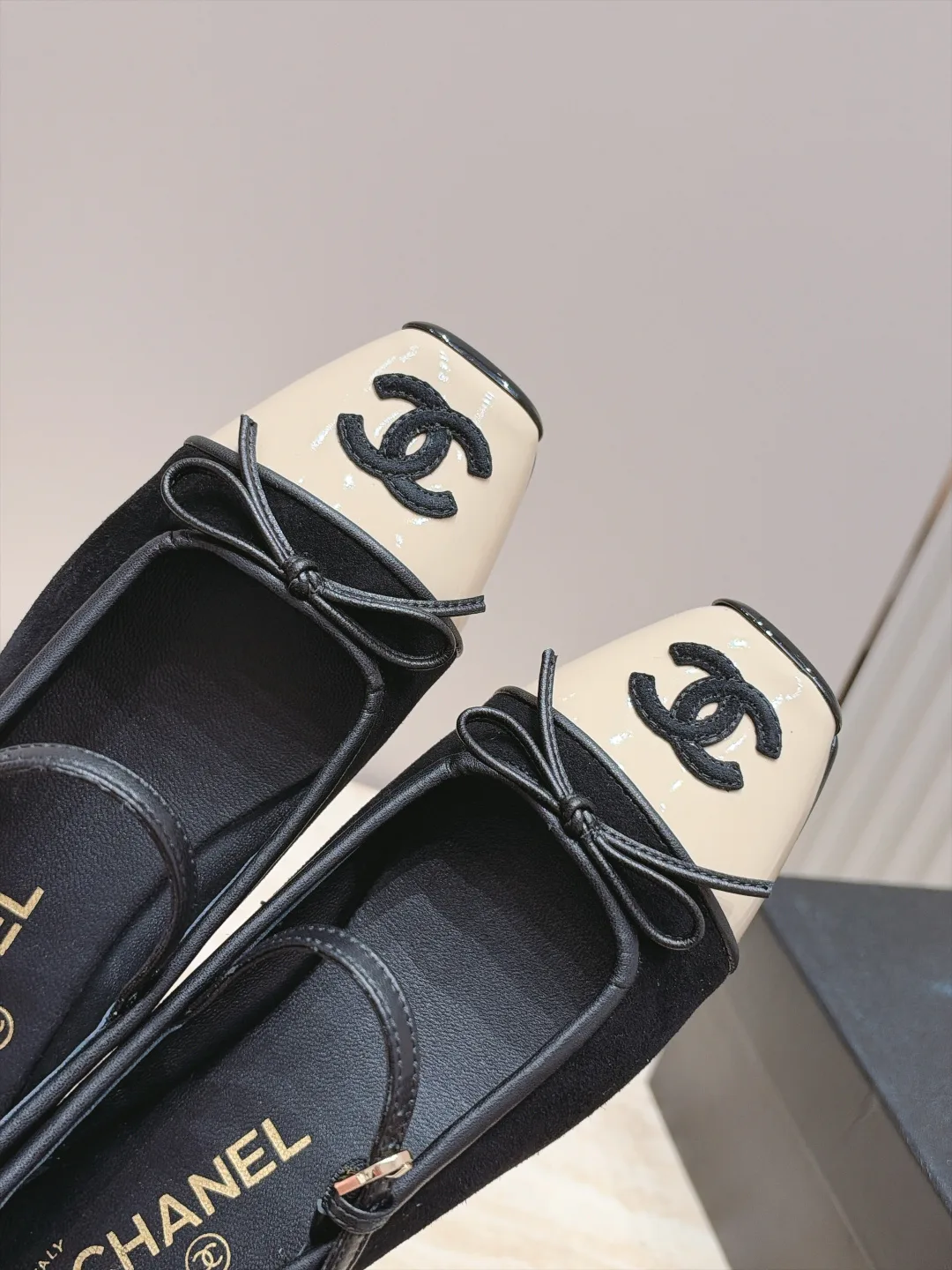 Туфли Женские Chanel 19270834