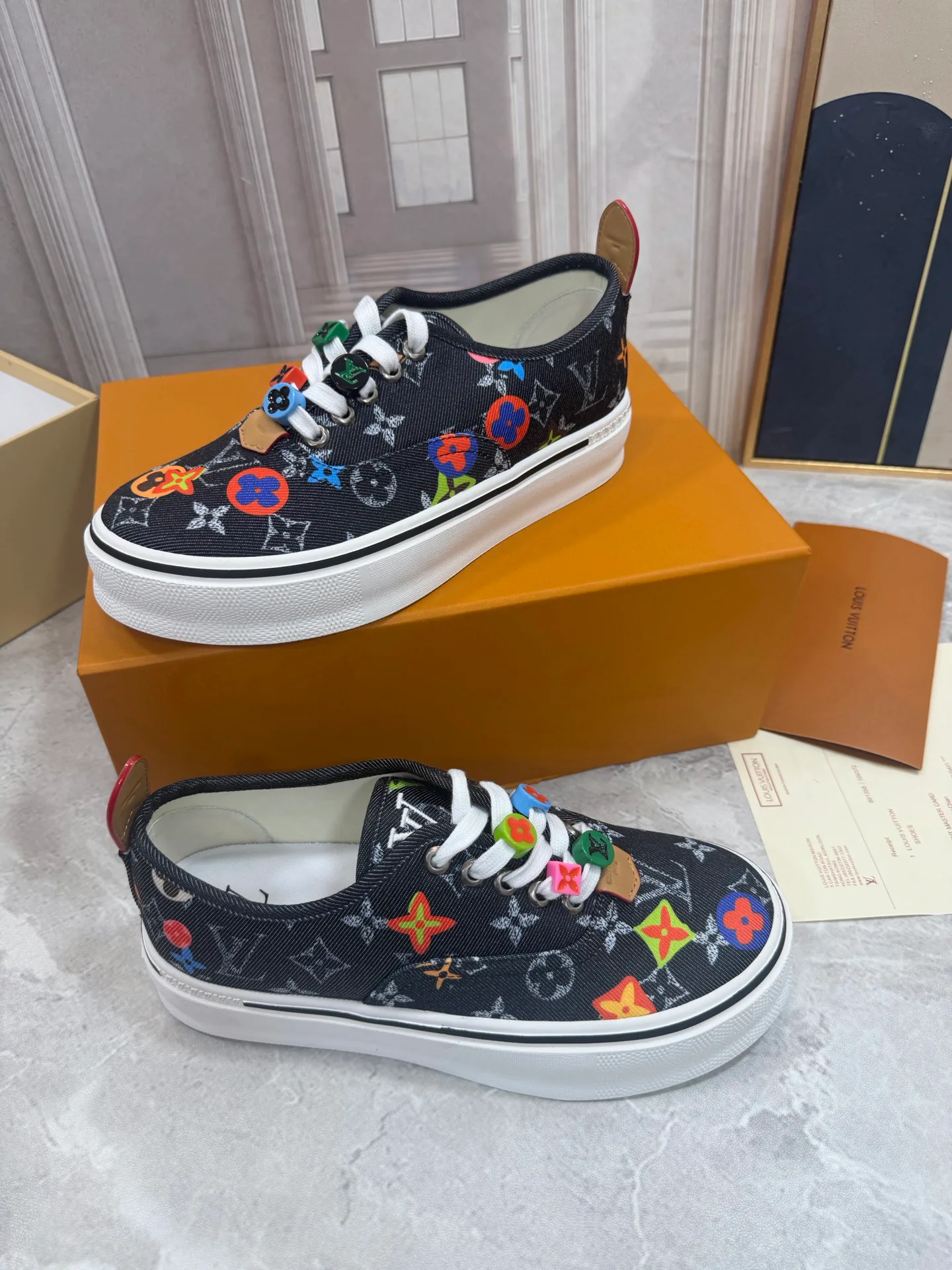 Кроссовки Мужские Louis Vuitton 18190068