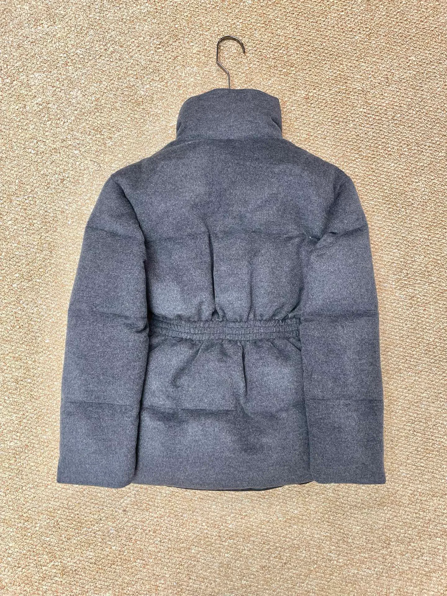 Куртки И Пуховики Женские Prada 146675