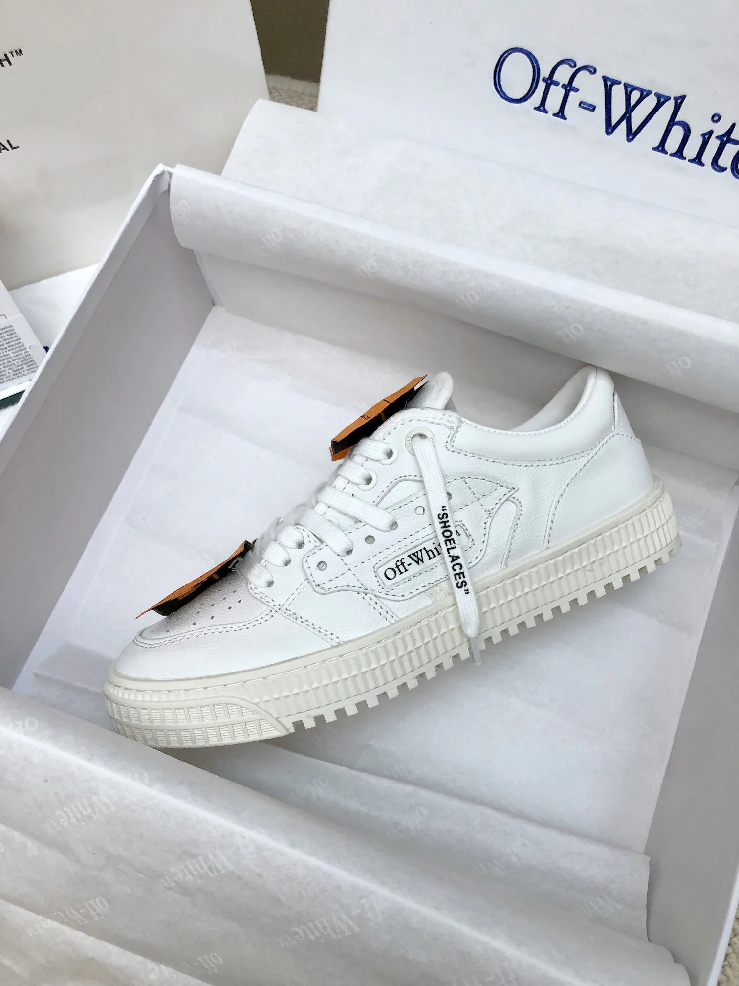 Кроссовки Женские Off-White 18103213