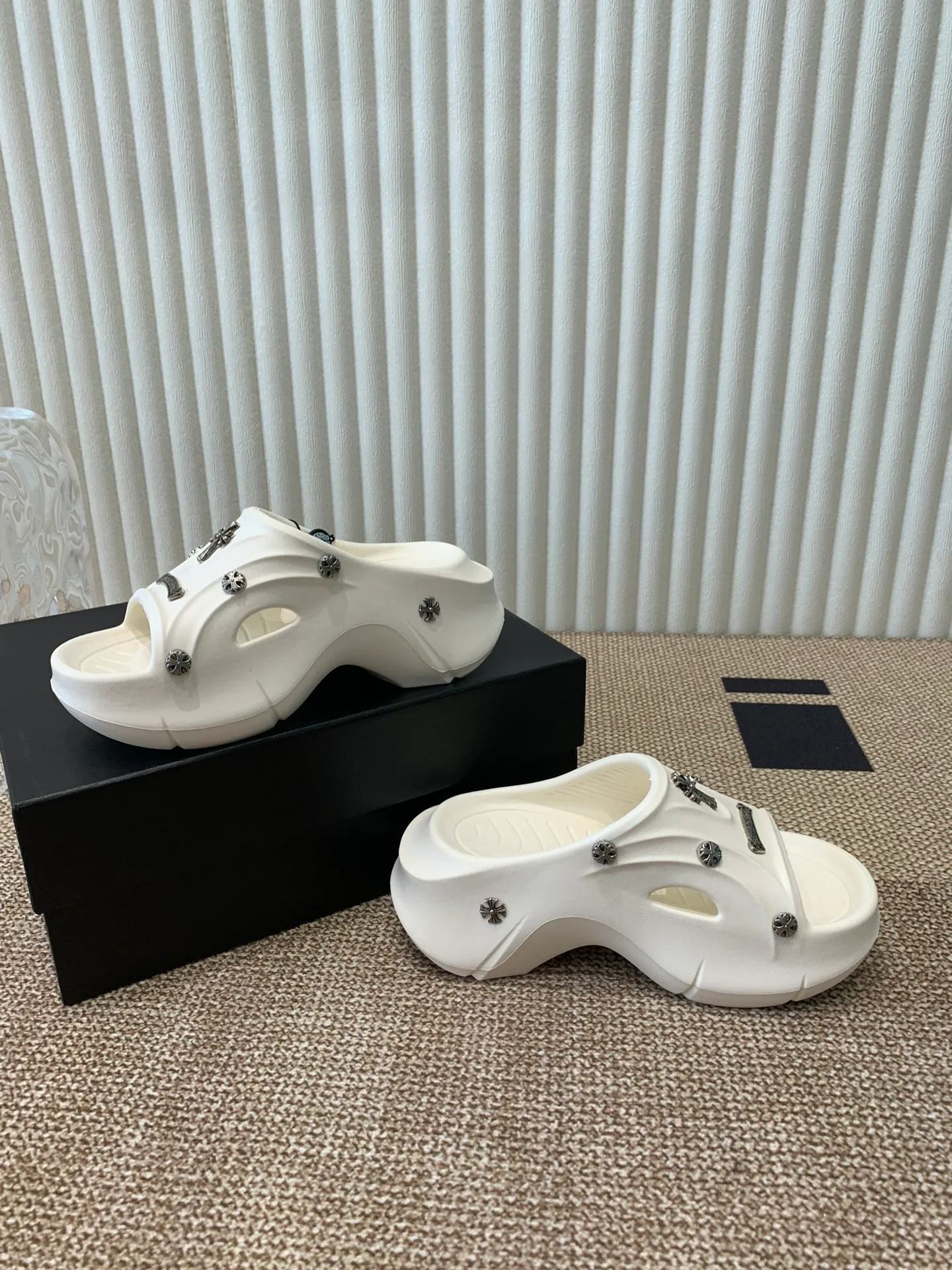Шлепанцы Женские Chrome Hearts 11703518