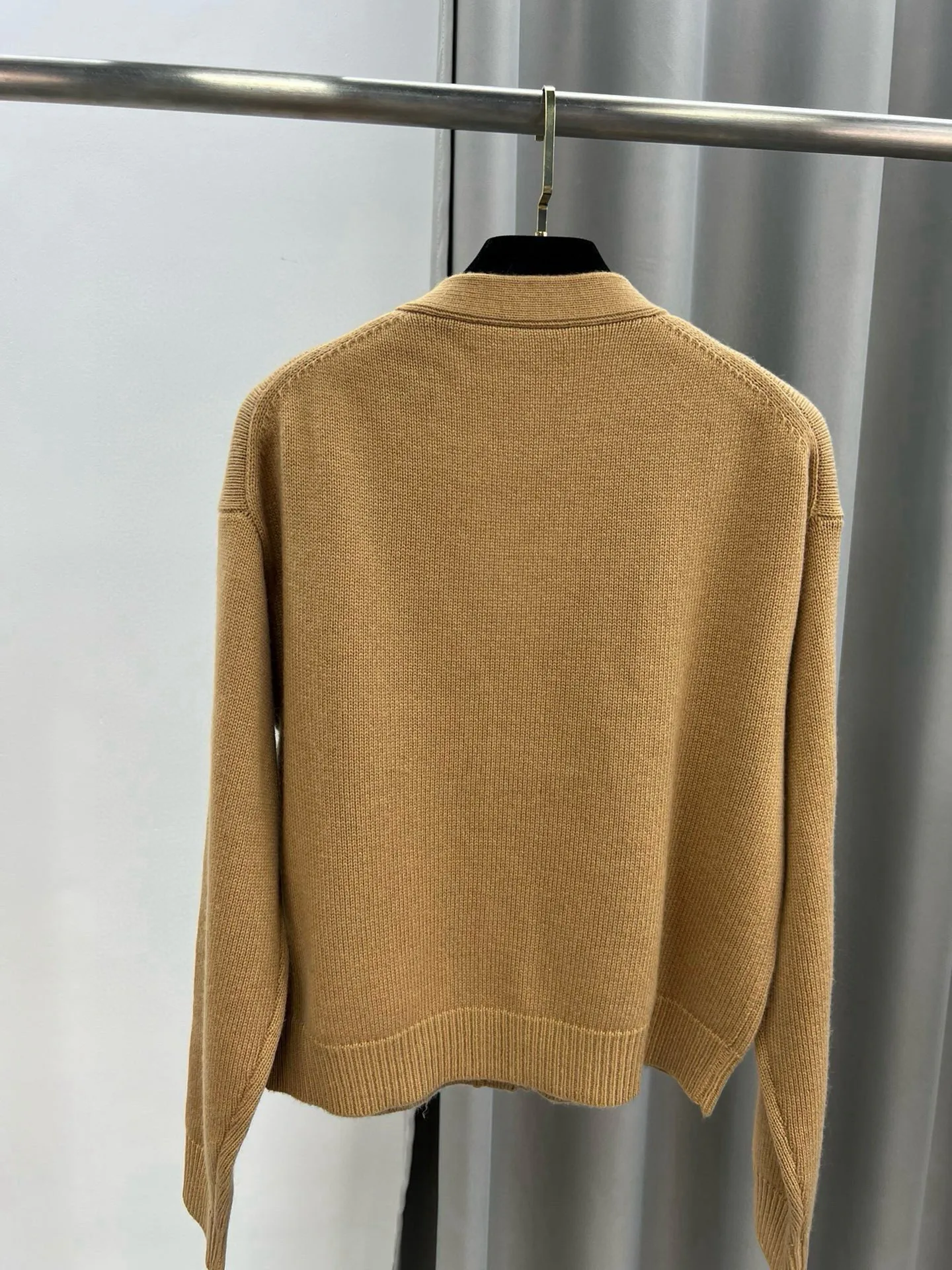 Джемперы И Свитеры Женские Miu Miu 1735391