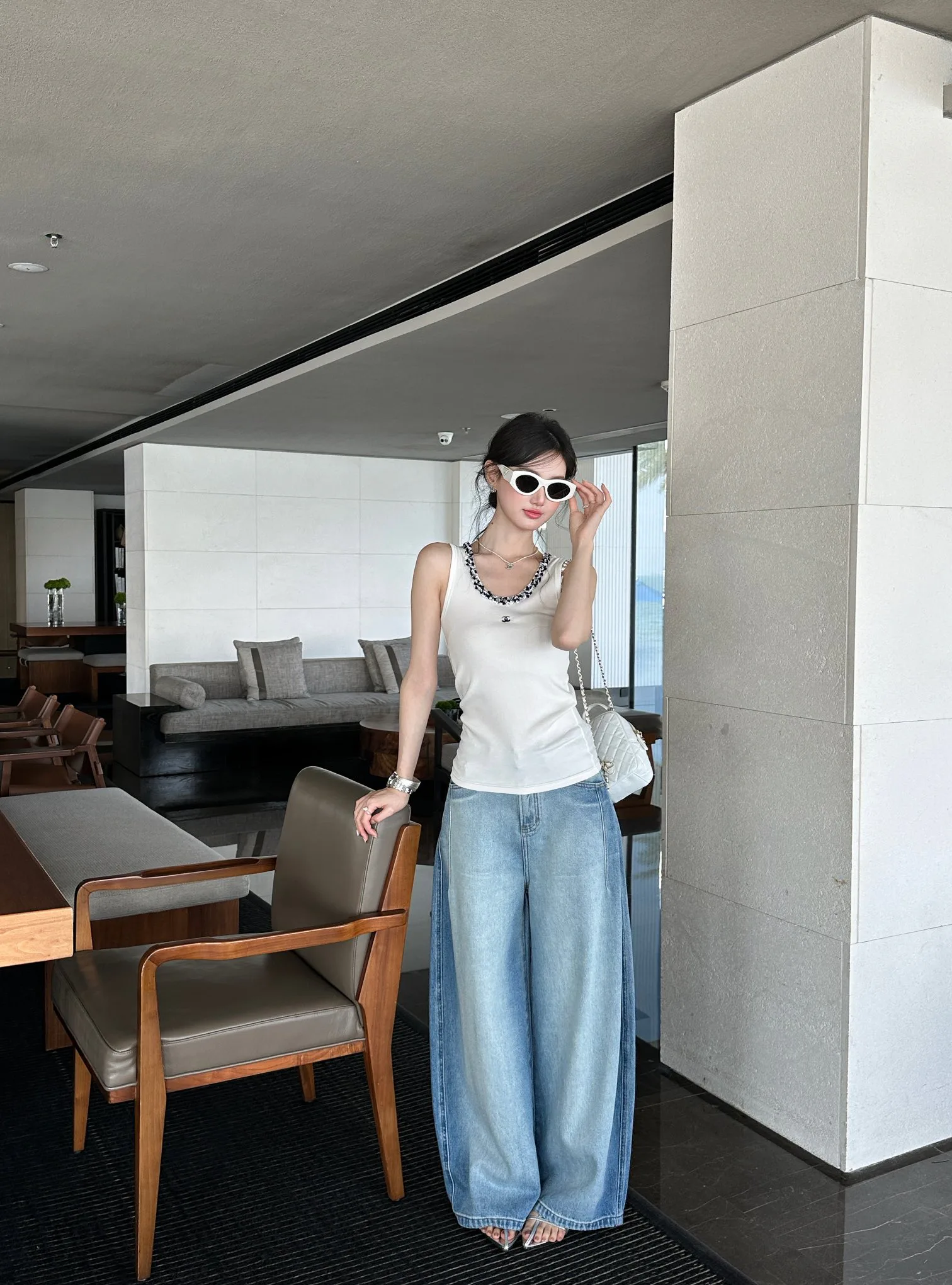 Жилеты Женские Chanel 11266895