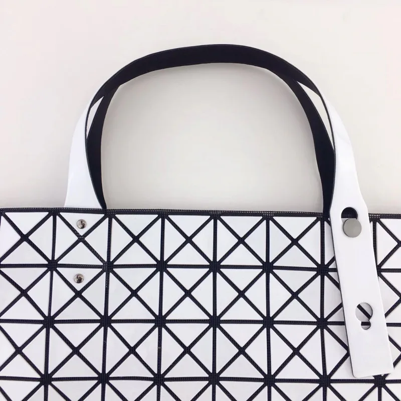 Классические Сумки Женские Issey Miyake 5890385