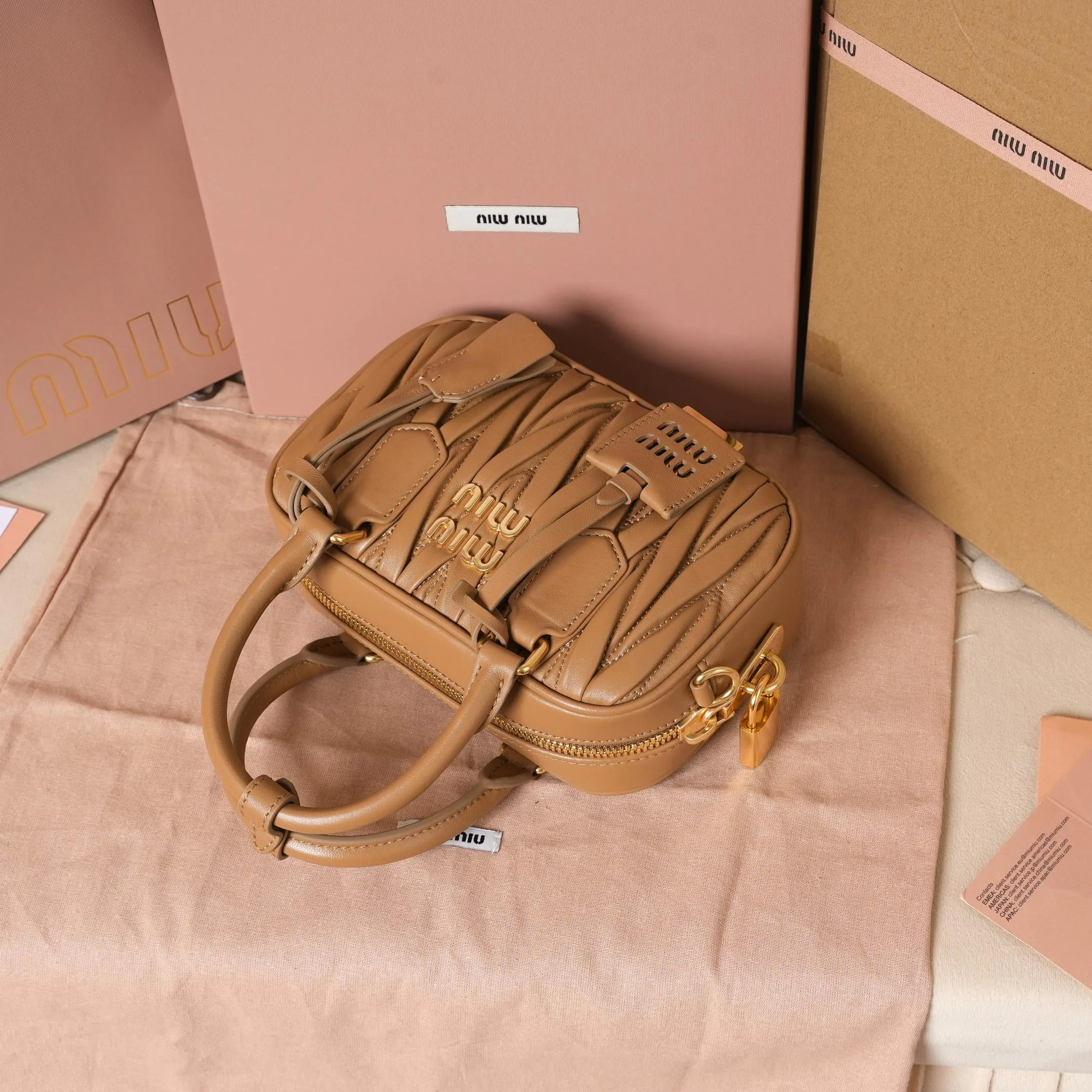 Классические Сумки Женские Miu Miu 11402734