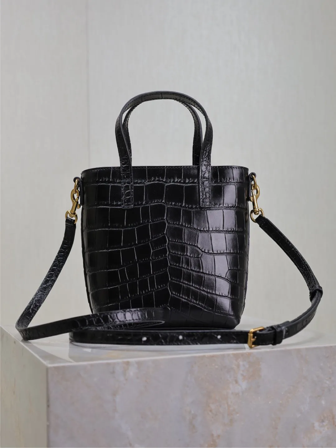 Классические Сумки Женские Saint Laurent 17320759